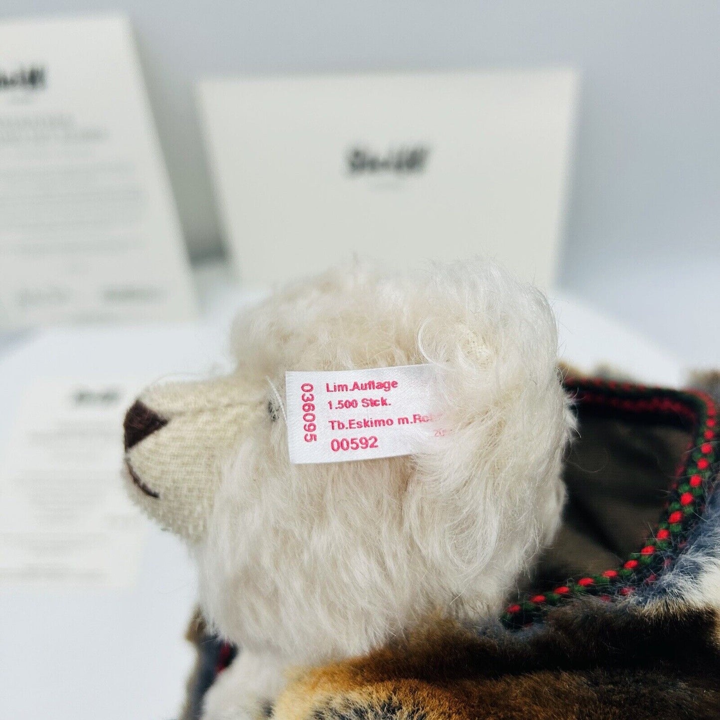 Steiff 036095 Teddybär Eskimo mit Seerobbe limitiert 1500 aus 2009 26 cm Mohair