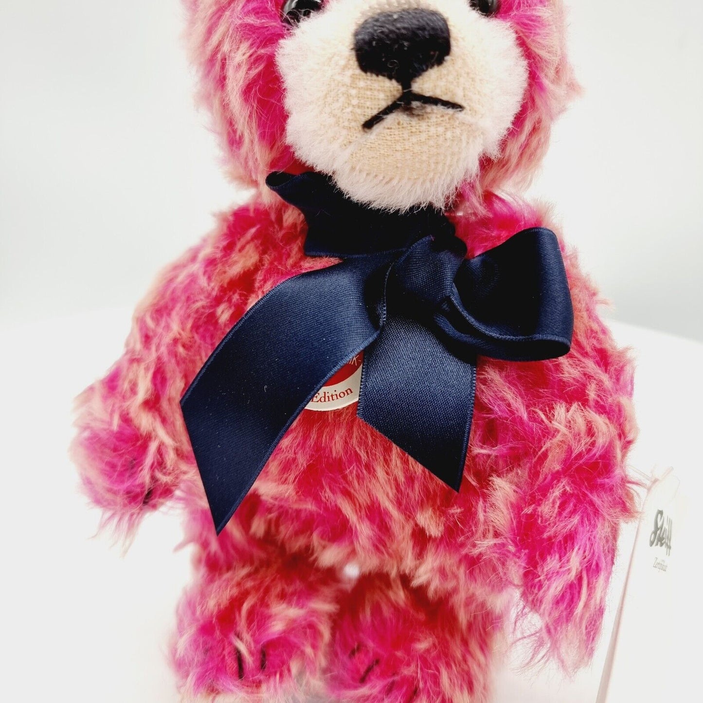 Steiff 674198 Teddybär Steiff Sommer 2015 mit schwarzer Schleife pink 20 cm