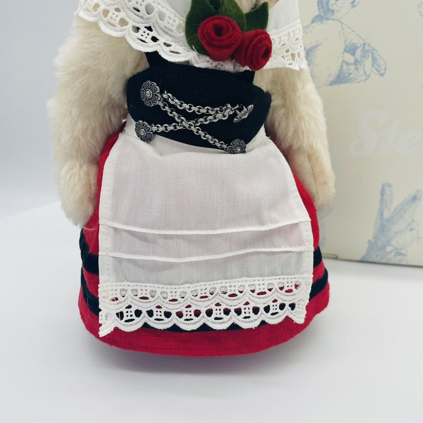 Steiff Teddybär Trachtenmädchen Liesel 657184 limitiert 1500 aus 2010 23cm