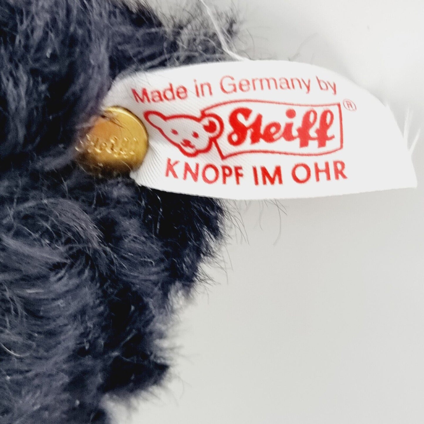 Steiff 420382 Teddybär Club Event 2003 schwarz mit weißer Weste 21 cm