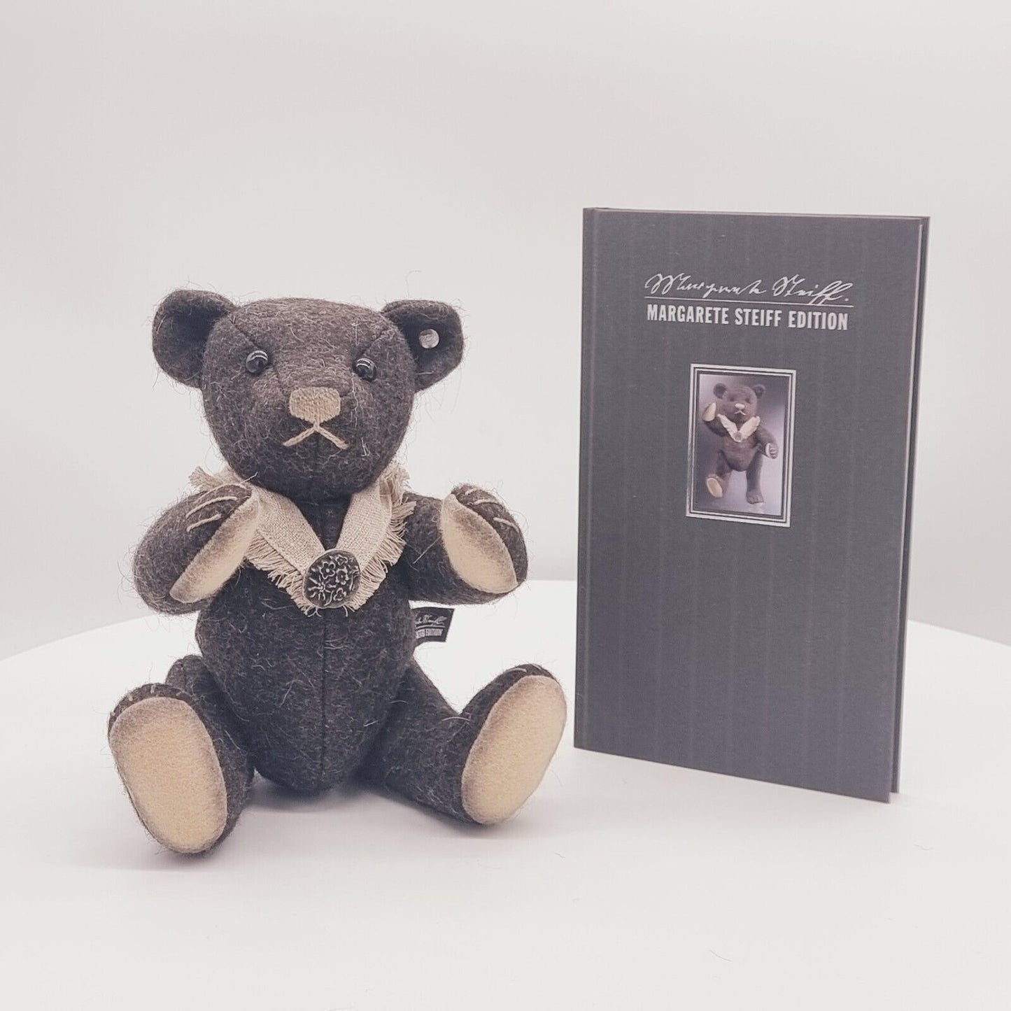 Steiff 420528 Teddybär Hans 28 cm Margarete Steiff Edition 2005 limitiert 500
