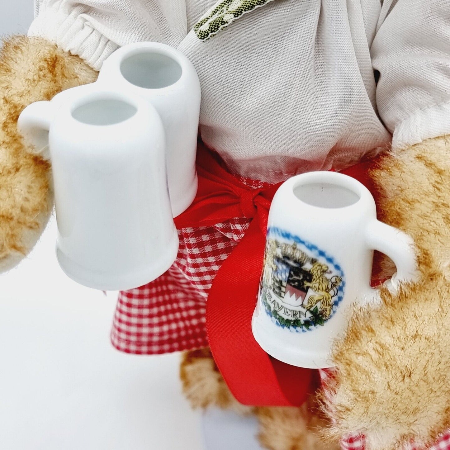 Steiff Teddybär Wiesn-Bedienung 673733 limitiert 500 aus 2015 24cm