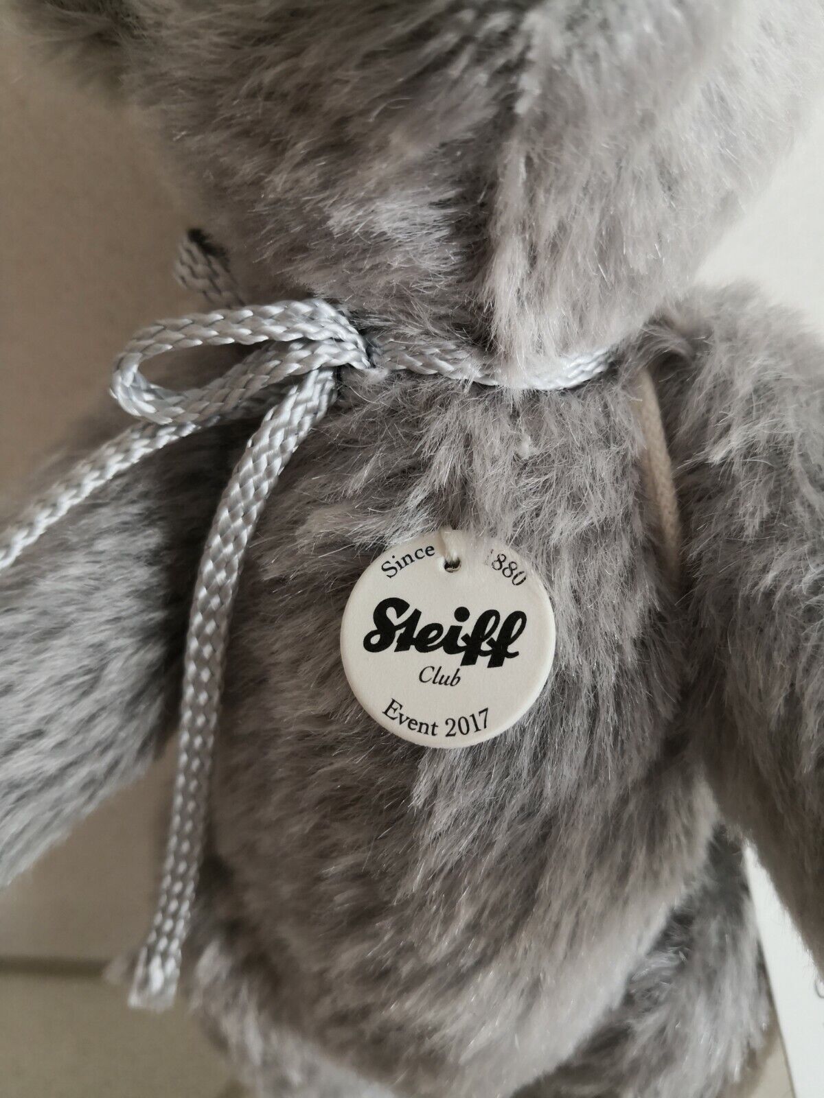 Steiff 421419 Club-Event-Teddybär 2017 20 cm limitiert Zertifikat