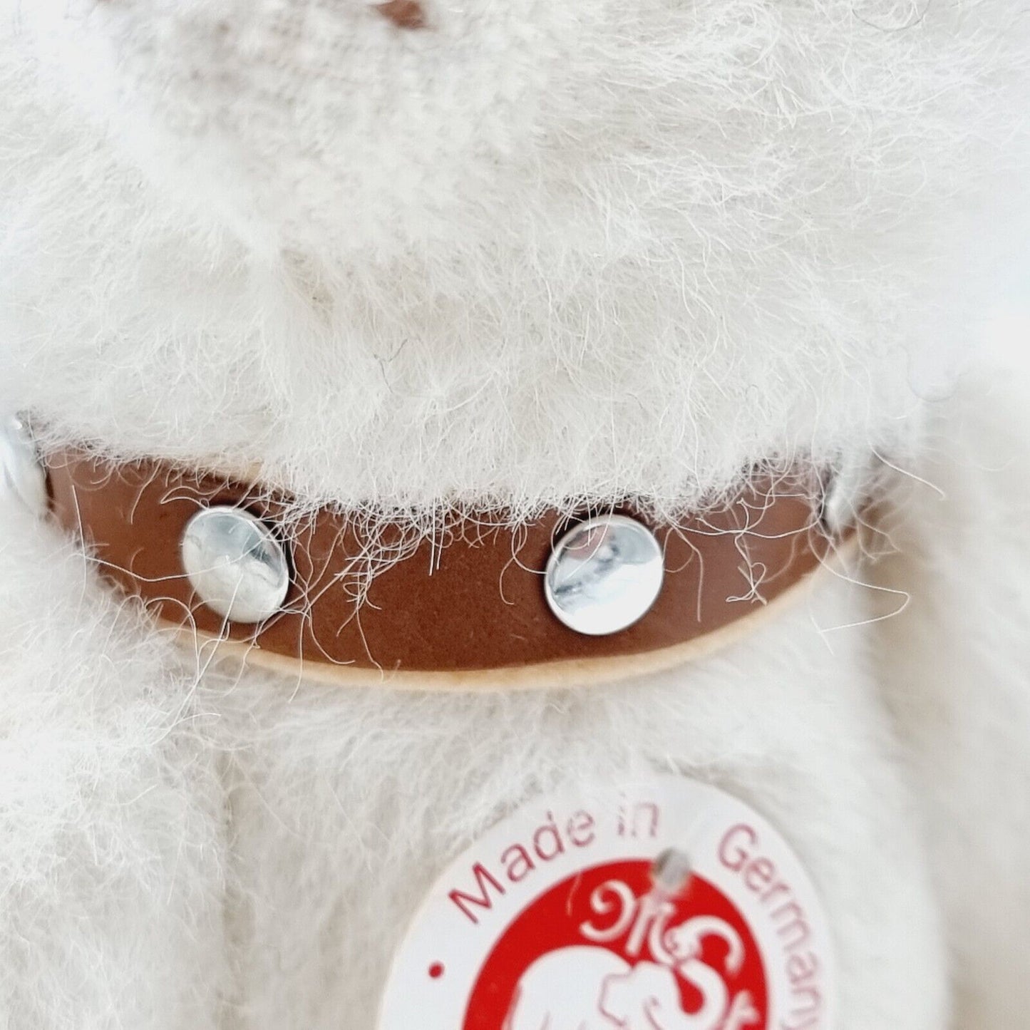 Steiff 668494 Teddybär Strauss The Rattle Bear Alpaca weiß 25 cm