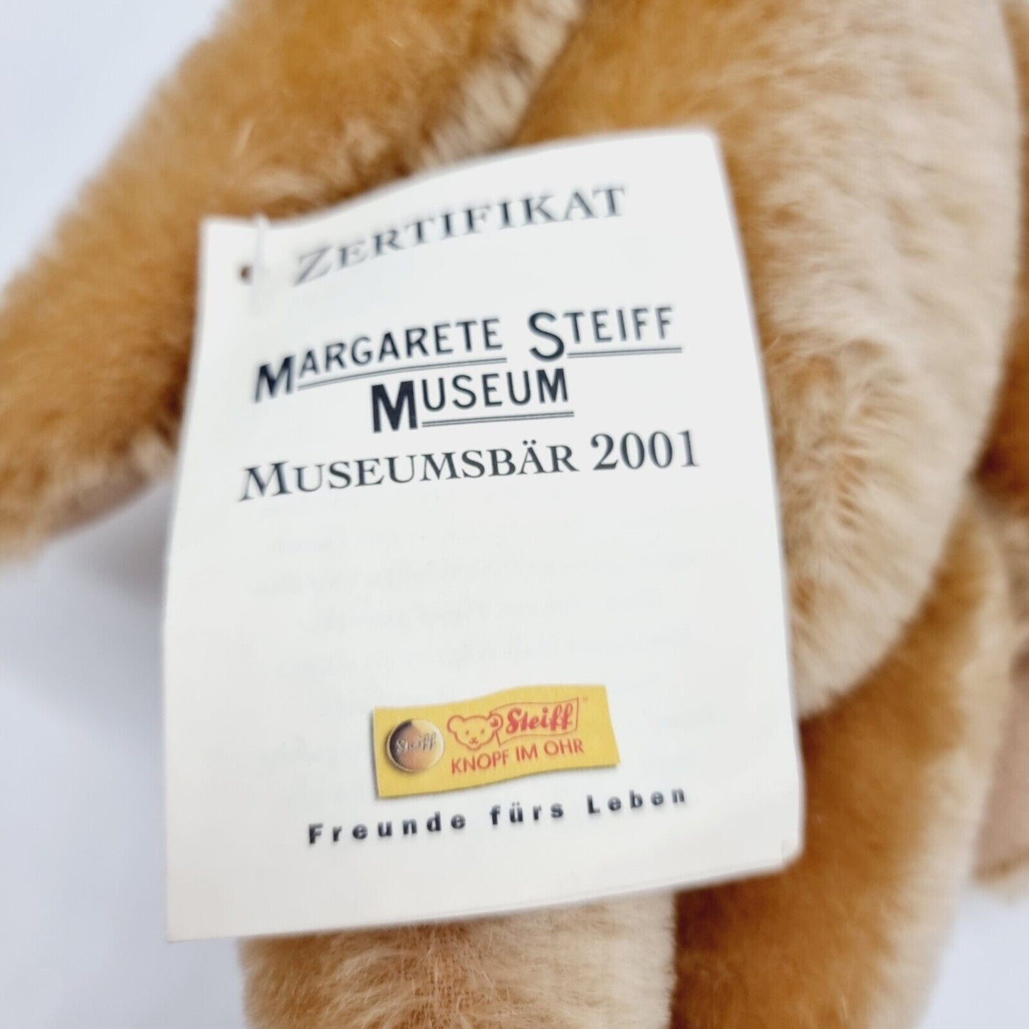Steiff 670701 Museumsbär 2001 Zimt 32 cm limitiert mit Porzellan-Marke