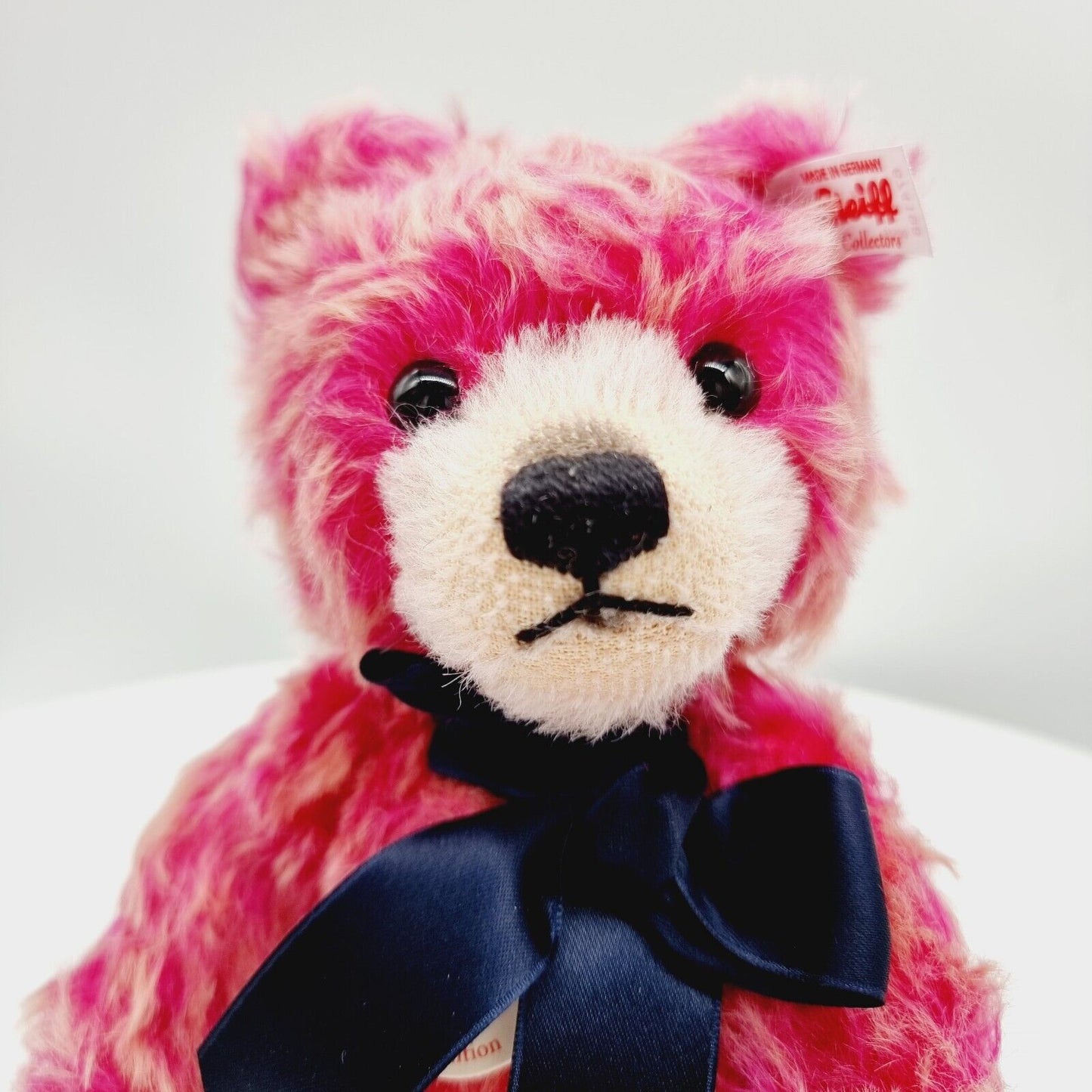 Steiff 674198 Teddybär Steiff Sommer 2015 mit schwarzer Schleife pink 20 cm