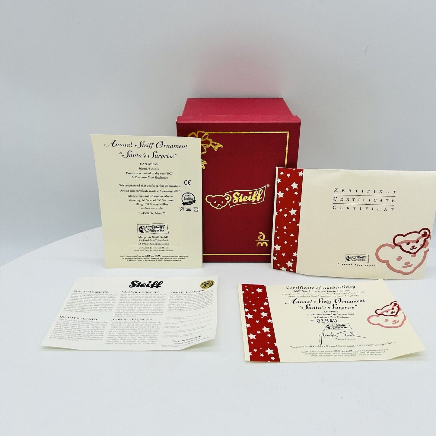 Steiff Danbury Mint 681059 Ornament Teddybär im Strumpf aus 2007 10 cm Mohair