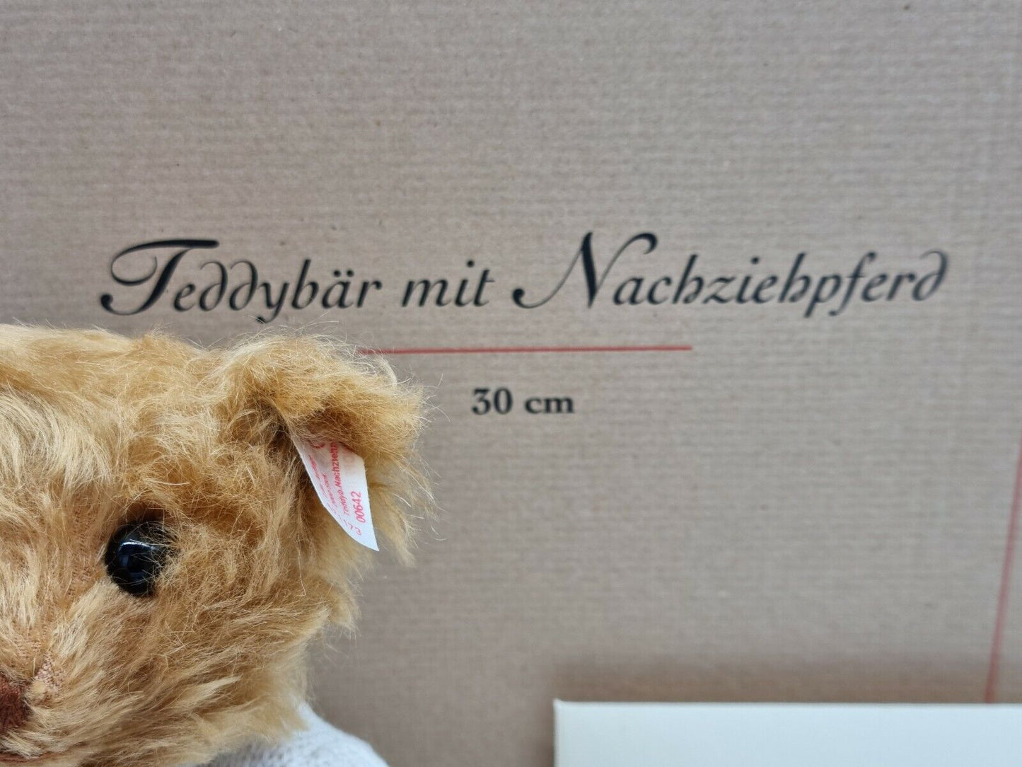 Steiff Teddybär mit Nachziehpferd, 30 cm, limitiert auf 2000; 671173