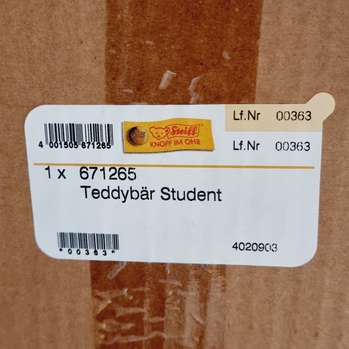 7423745