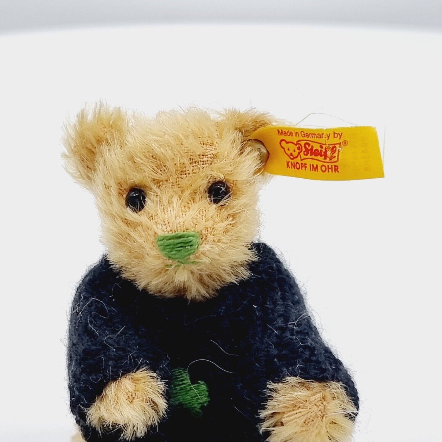 Steiff 994388 ADAC Teddybär mit schwarzem Pullover Kleeblatt grün Anhänger
