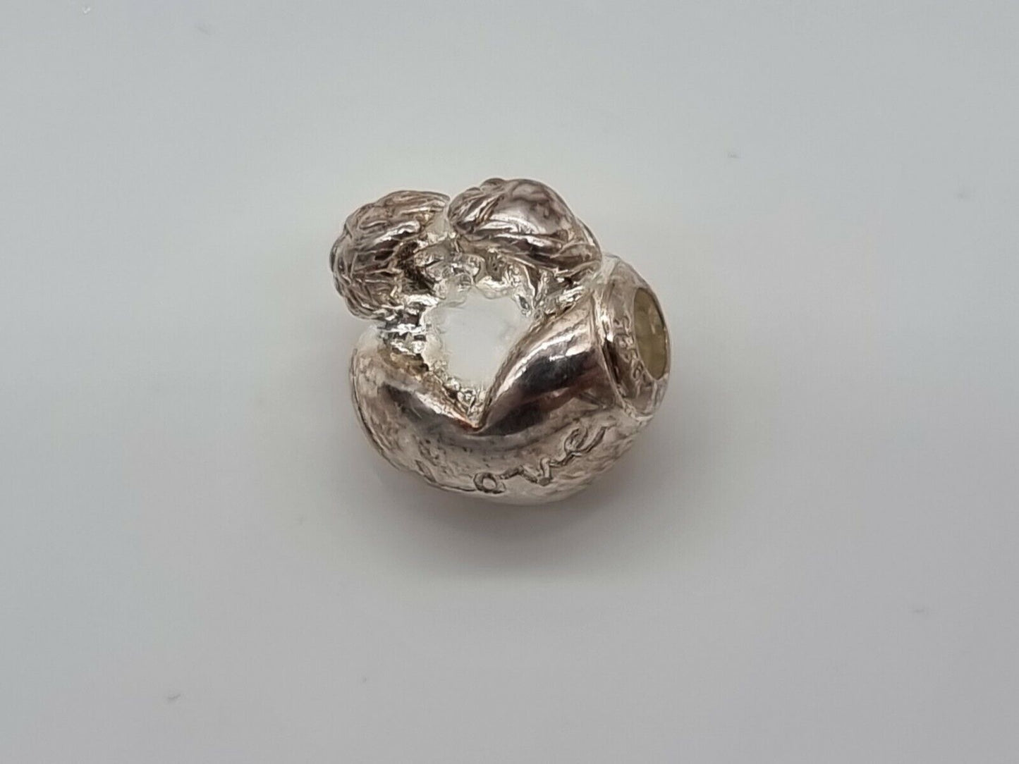 6570446