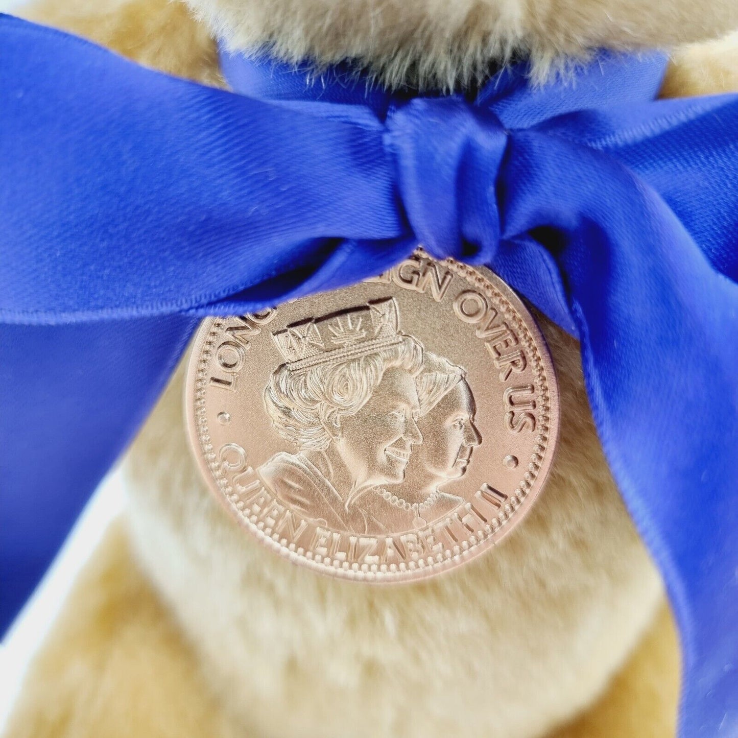 Steiff 663345 God save the Queen Teddybär Jahr 2015 exklusiv Danburry Mint 32cm