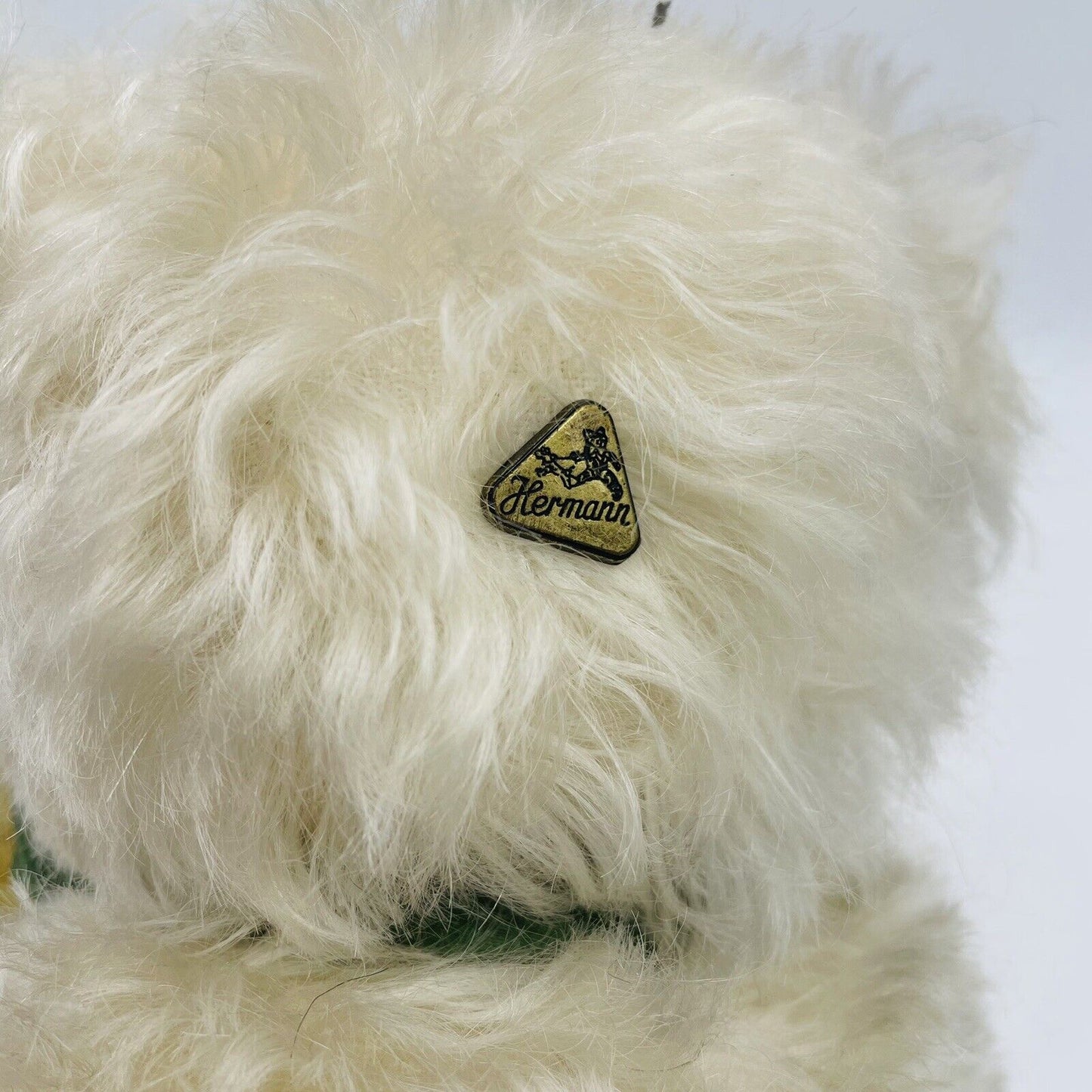 Hermann Coburg Teddybär im Zeichen des Löwen