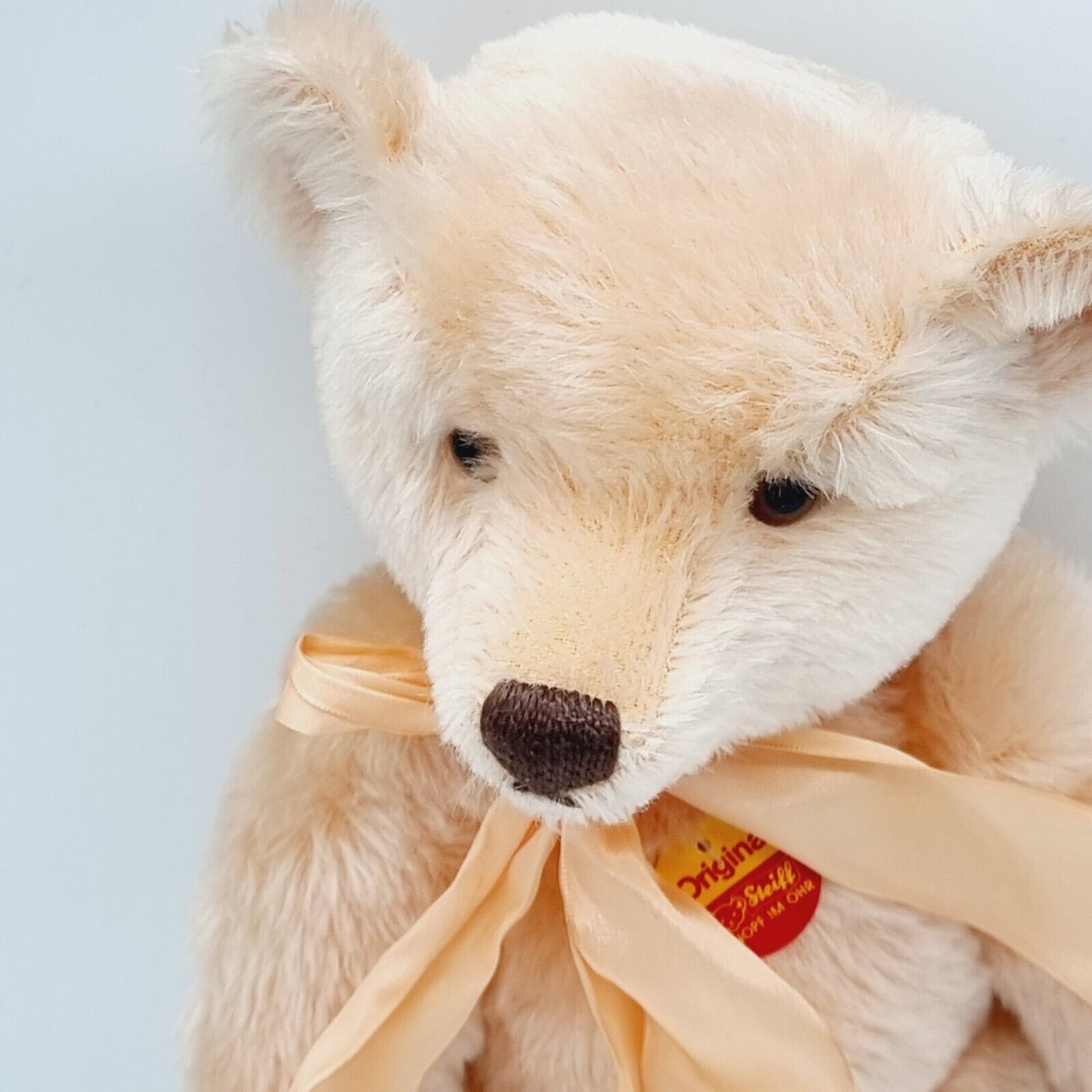 Steiff Teddybär Apricot 38 cm mit Halsband B-Ware mit blankem Knopf