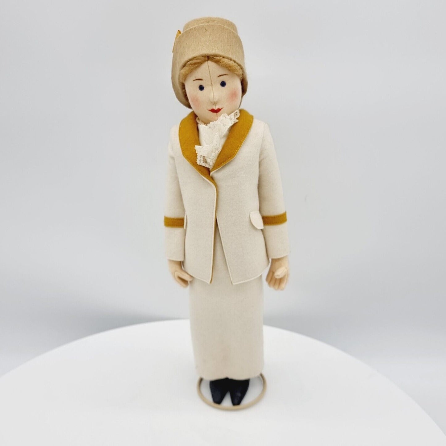 Steiff 9100/45 Filzpuppe Tennisdame Betty Replica 1913 limitiert 3000 aus 1986