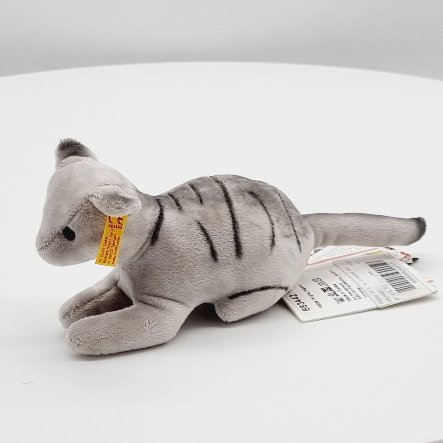 Steiff 683442 Katze liegend für FAO Schwarz 14 cm Plüsch