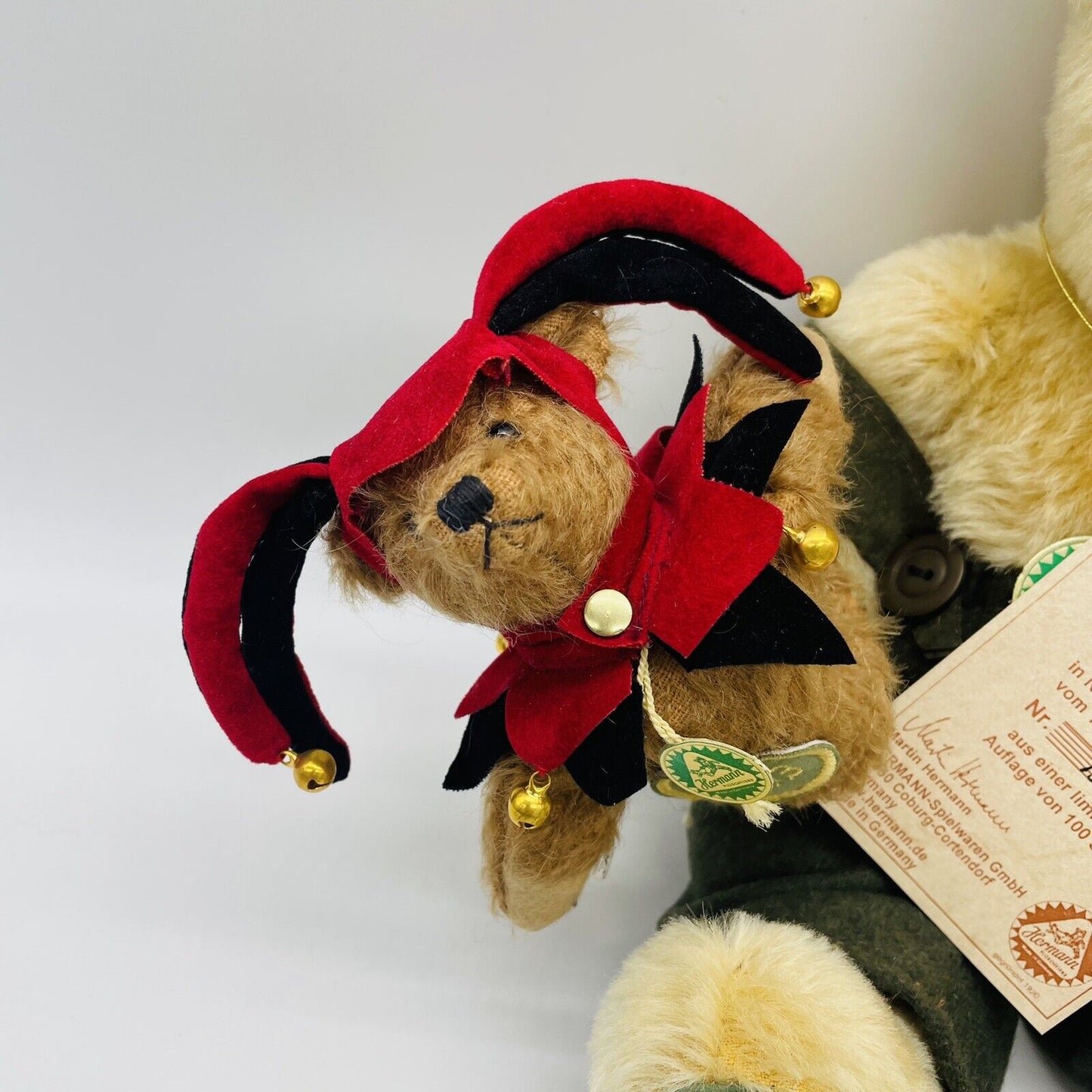 Hermann Coburg Festival Bär 2005 mit Handpuppe Harlekin limitiert 100 Nr. 7