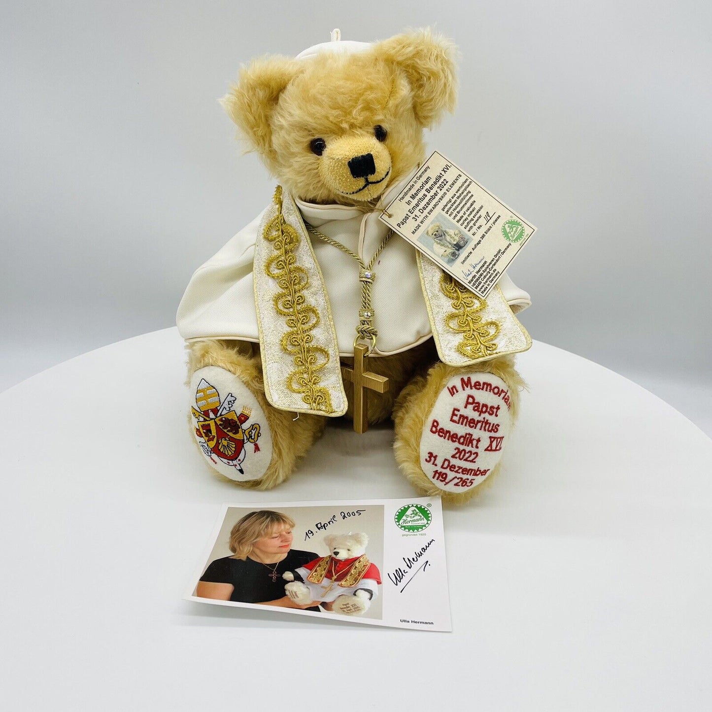 Hermann Coburg Teddybär Papst Emeritus Benedikt XVI limitiert aus 2022 Nr. 111