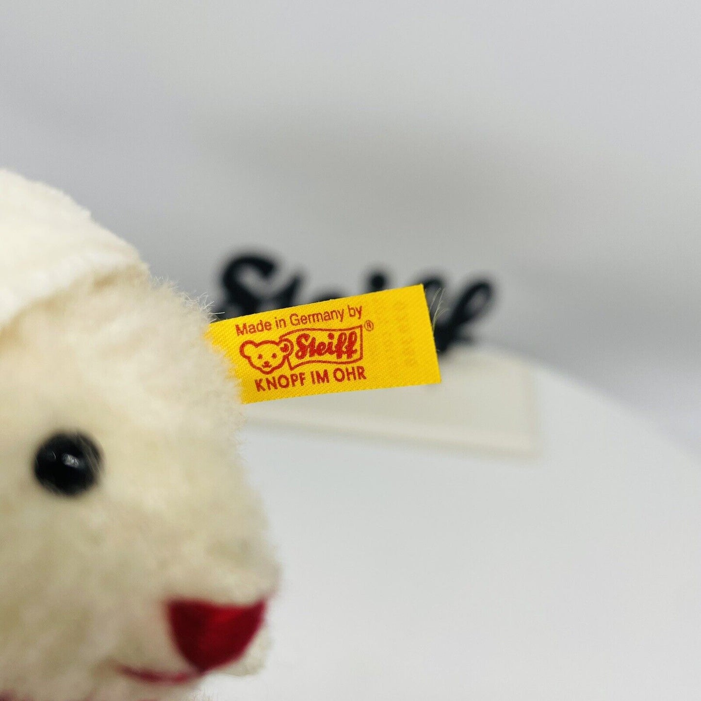 Steiff Anhängerteddy mit Weihnachtsmütze 028366 8cm Mohair