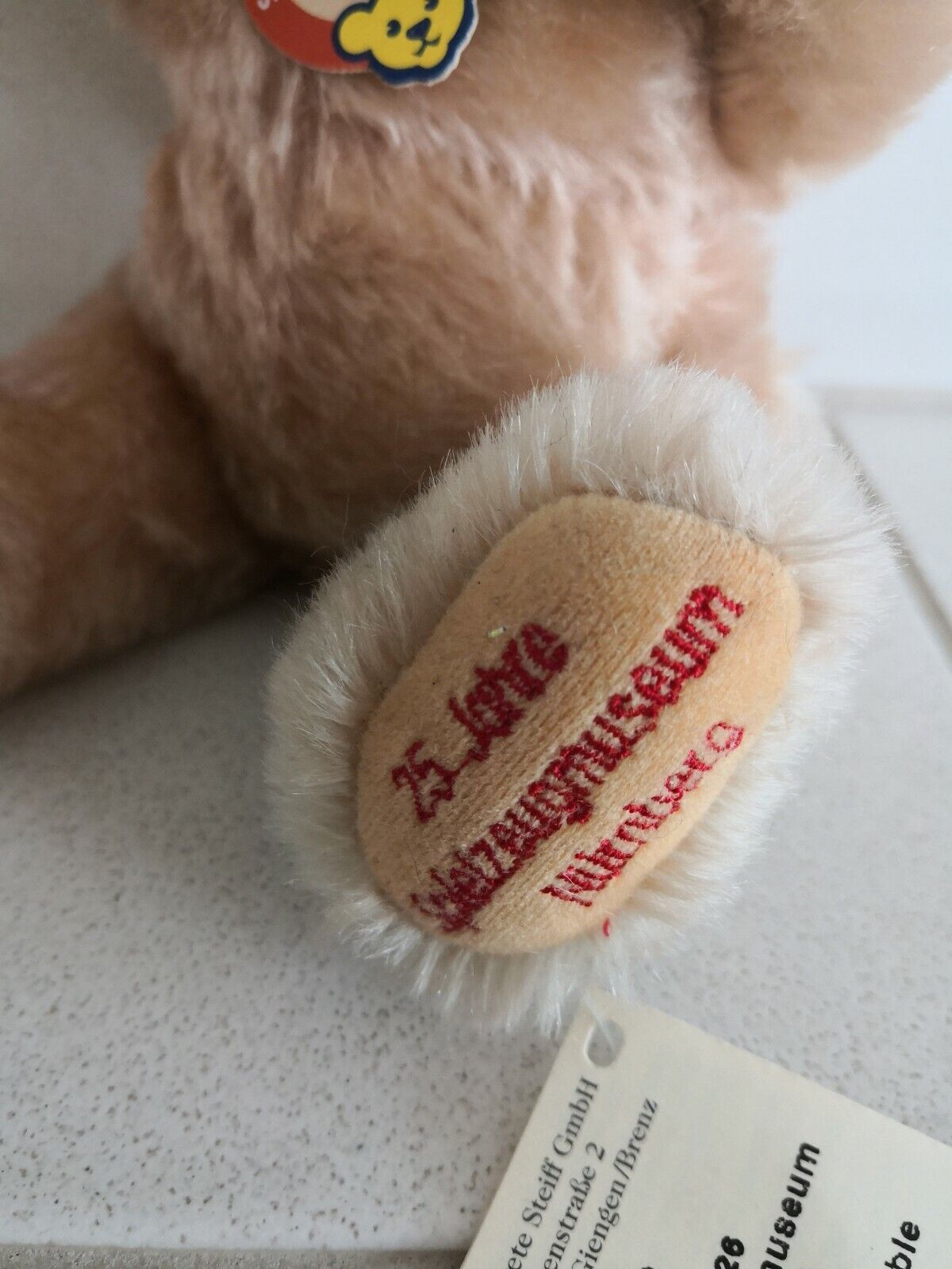 Steiff Teddybär 998928 „25 Jahre Spielzeugmuseum Nürnberg"