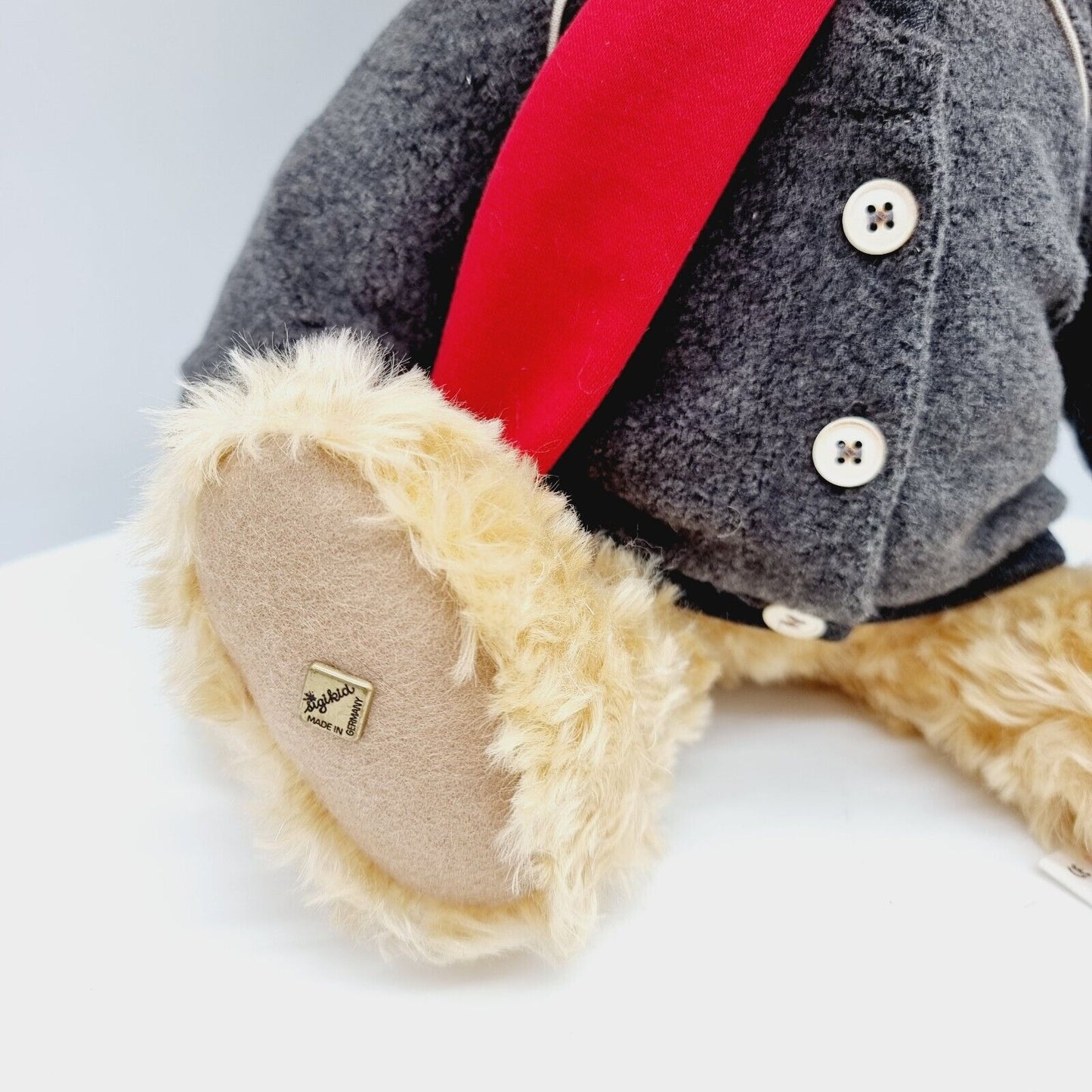 Sigikid Teddybär mit Schal und Mütze 36 cm