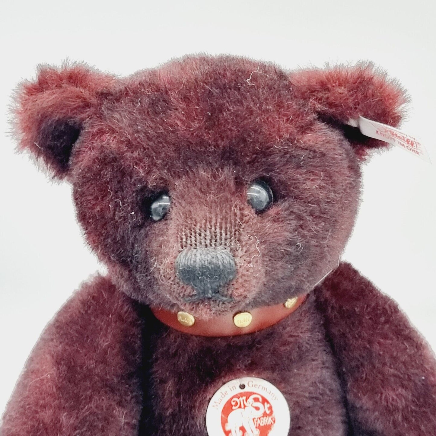 Steiff 038754 Teddybär bordeaux rot mit Halsband und Brummstimme 32 cm limitiert