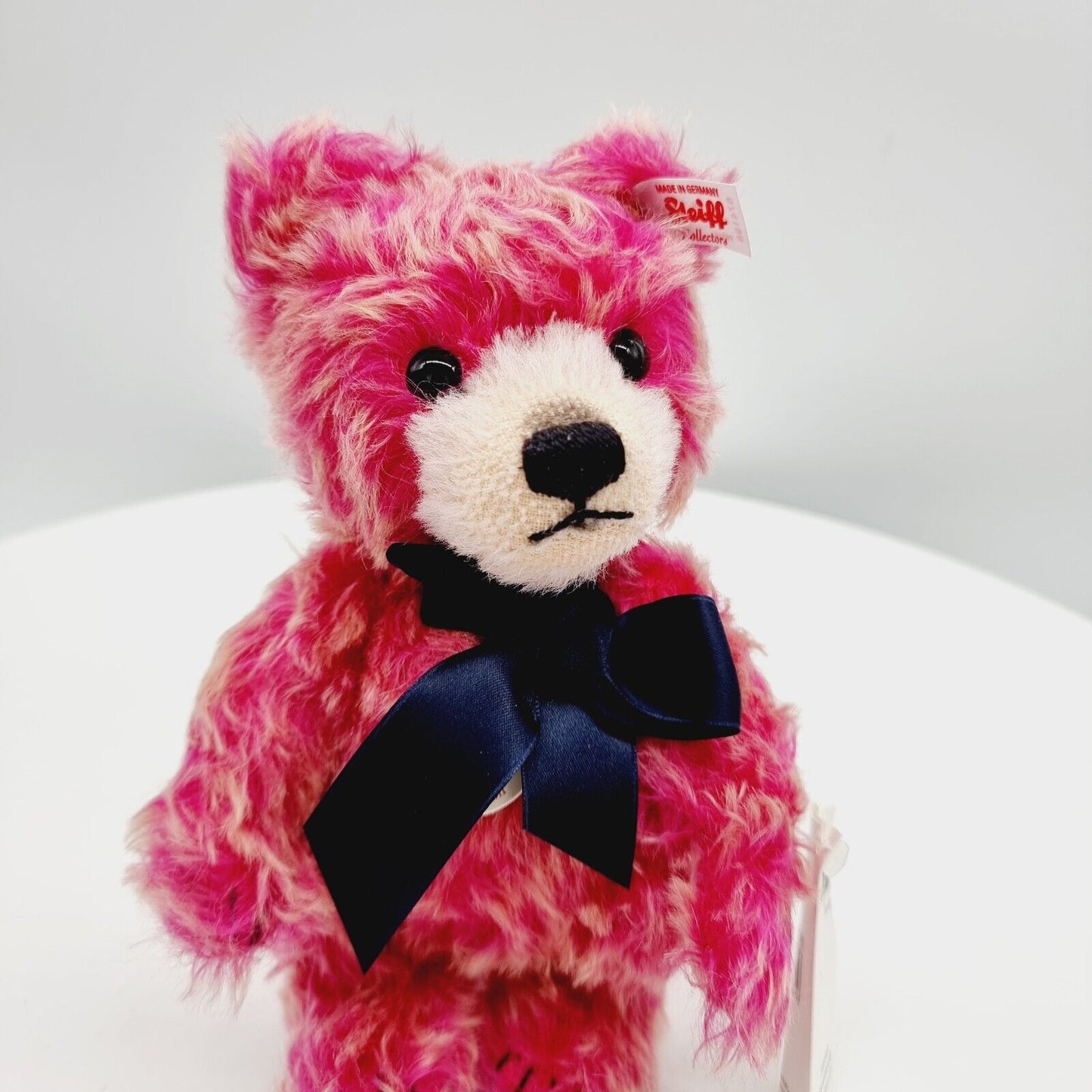 Steiff 674198 Teddybär Steiff Sommer 2015 mit schwarzer Schleife pink 20 cm