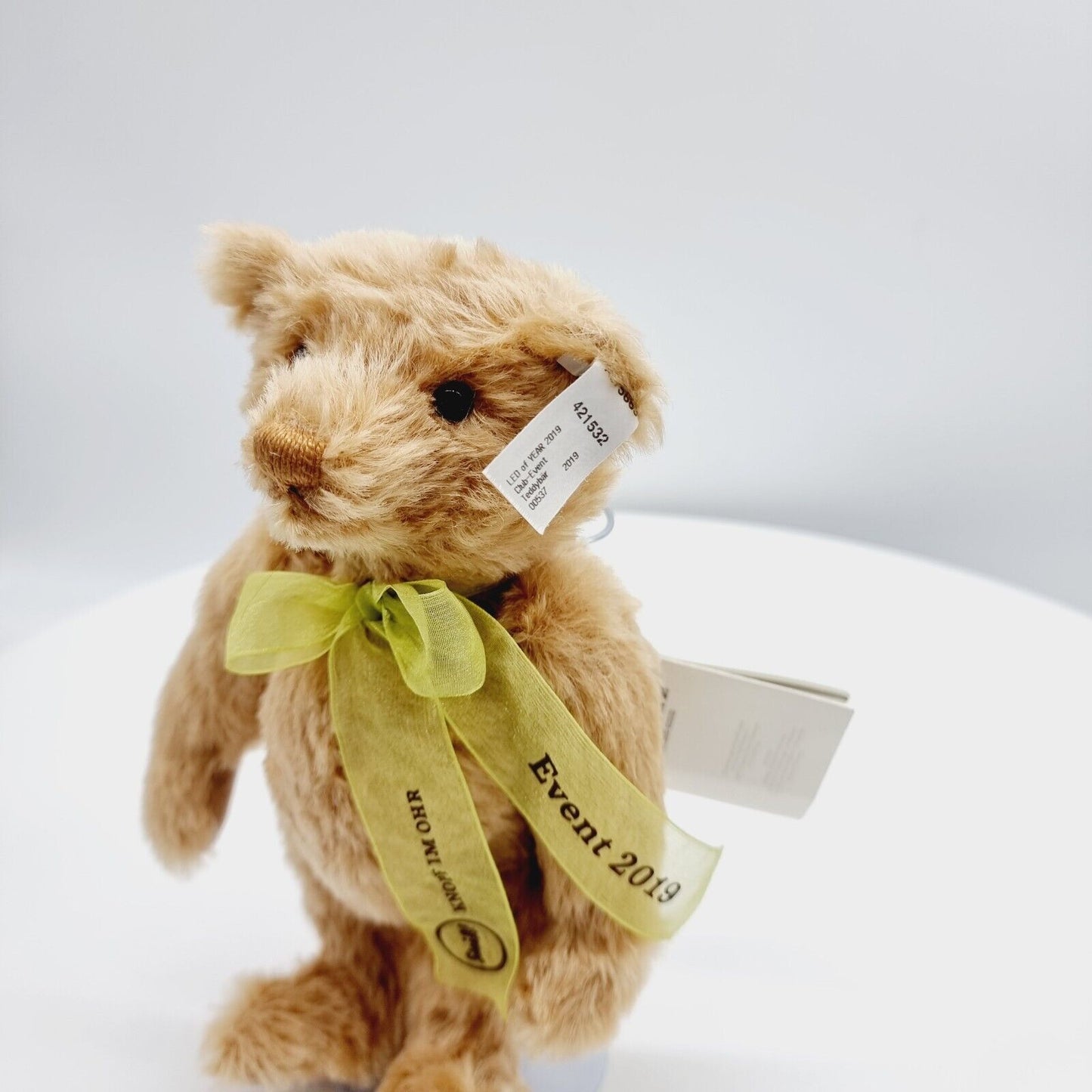 Steiff 421532 Teddybär Club-Event 2019 mit grüner Schleife und Etikett