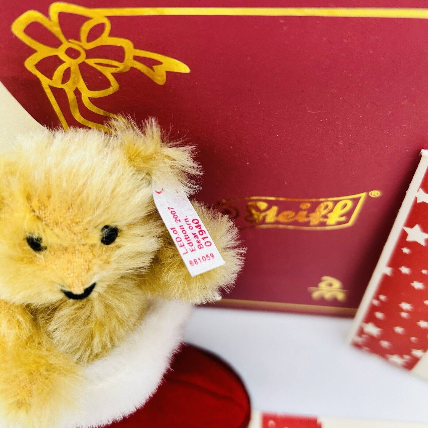 Steiff Danbury Mint 681059 Ornament Teddybär im Strumpf aus 2007 10 cm Mohair