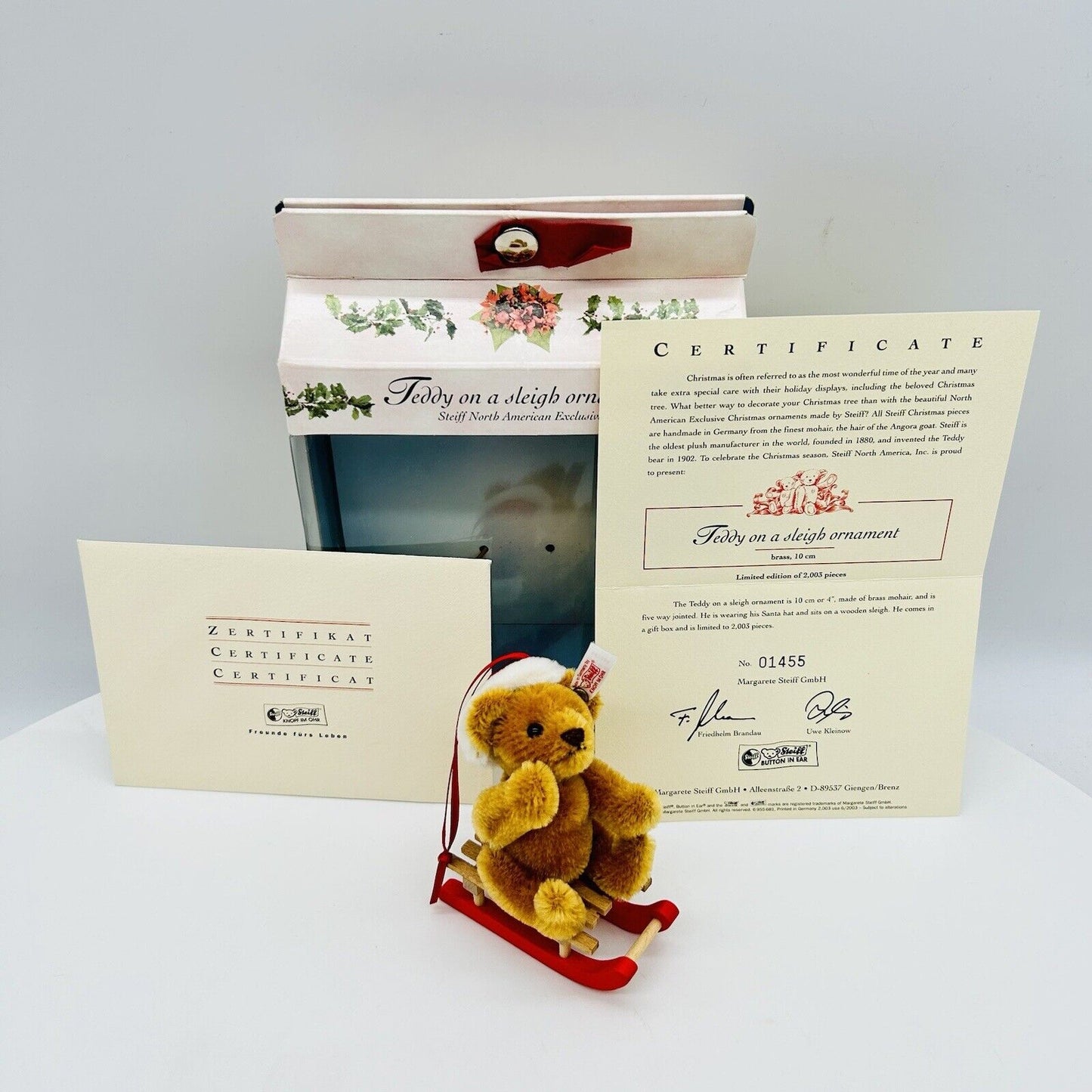 Steiff 667084 Ornament Teddy on a Sleigh North America limitiert 2003 10 cm