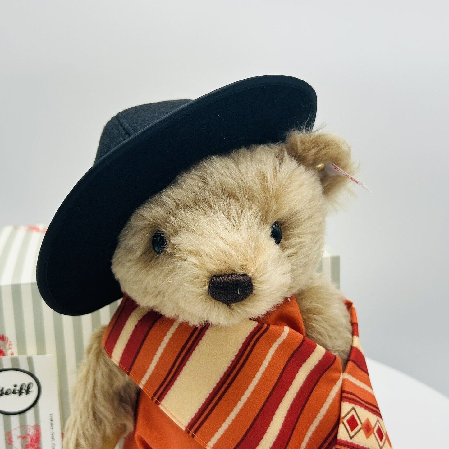 Steiff Danbury Mint 691010 Aunt Lucy aus Paddington limitiert 3000 aus 2020