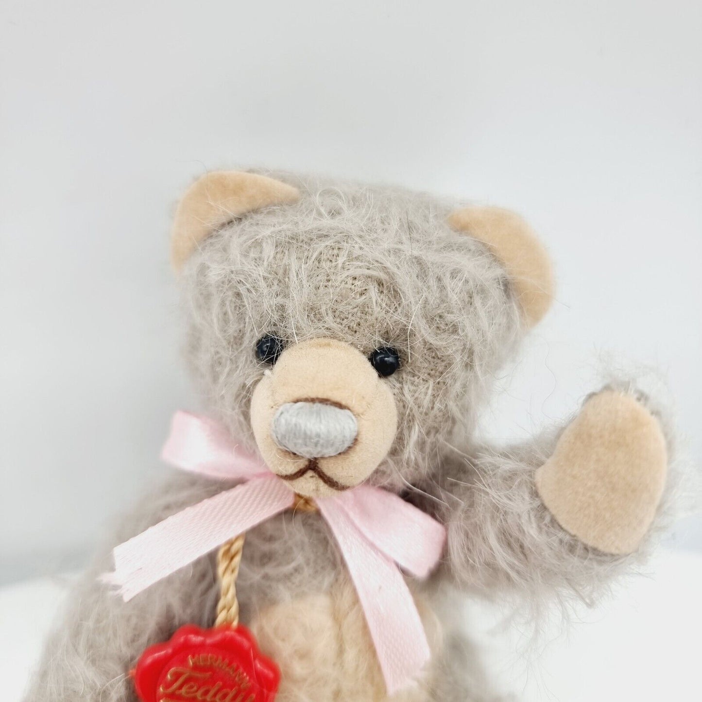 Hermann Teddy Original Jahresbär 2019 mit Schleife 13 cm Mohair