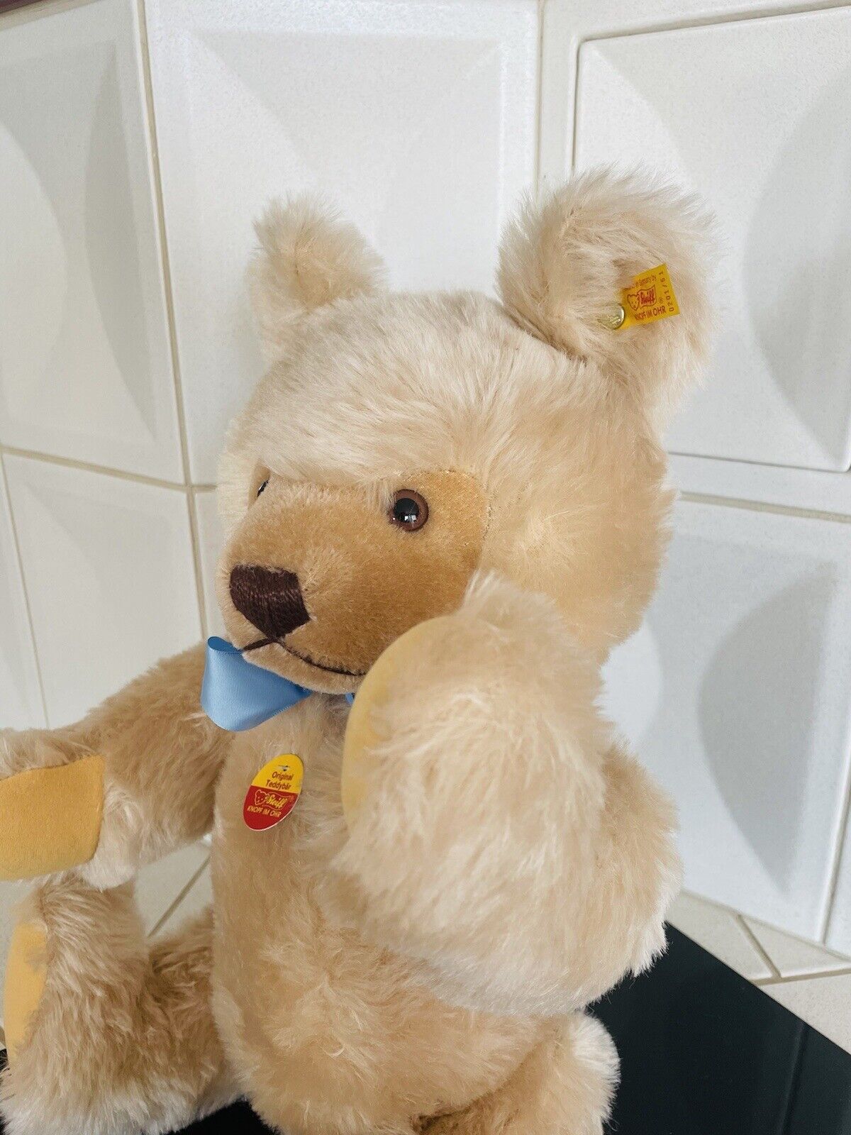 Steiff Teddybär Original mit Etikett inkl. Fahne mit Knopf im Ohr 0201/51