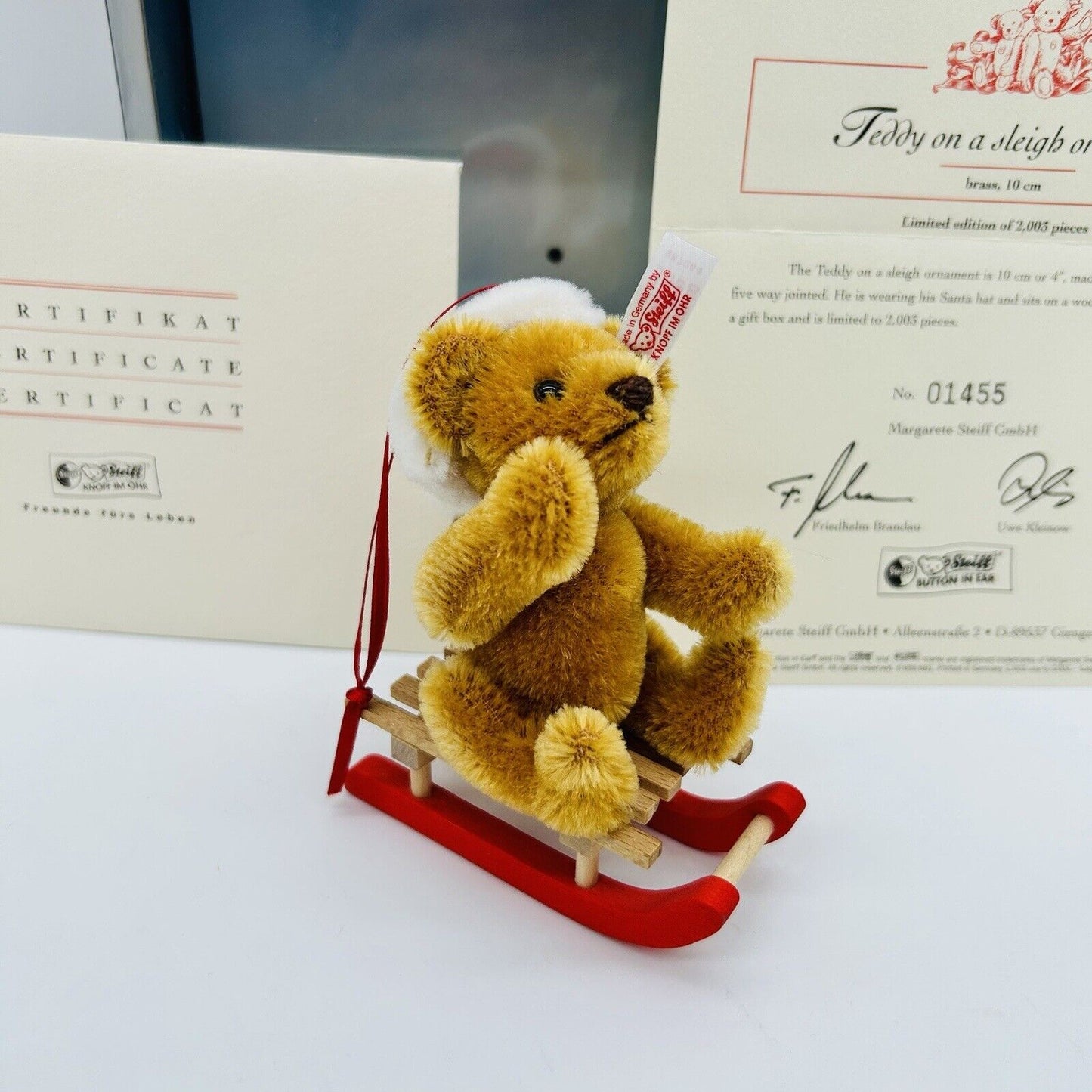 Steiff 667084 Ornament Teddy on a Sleigh North America limitiert 2003 10 cm