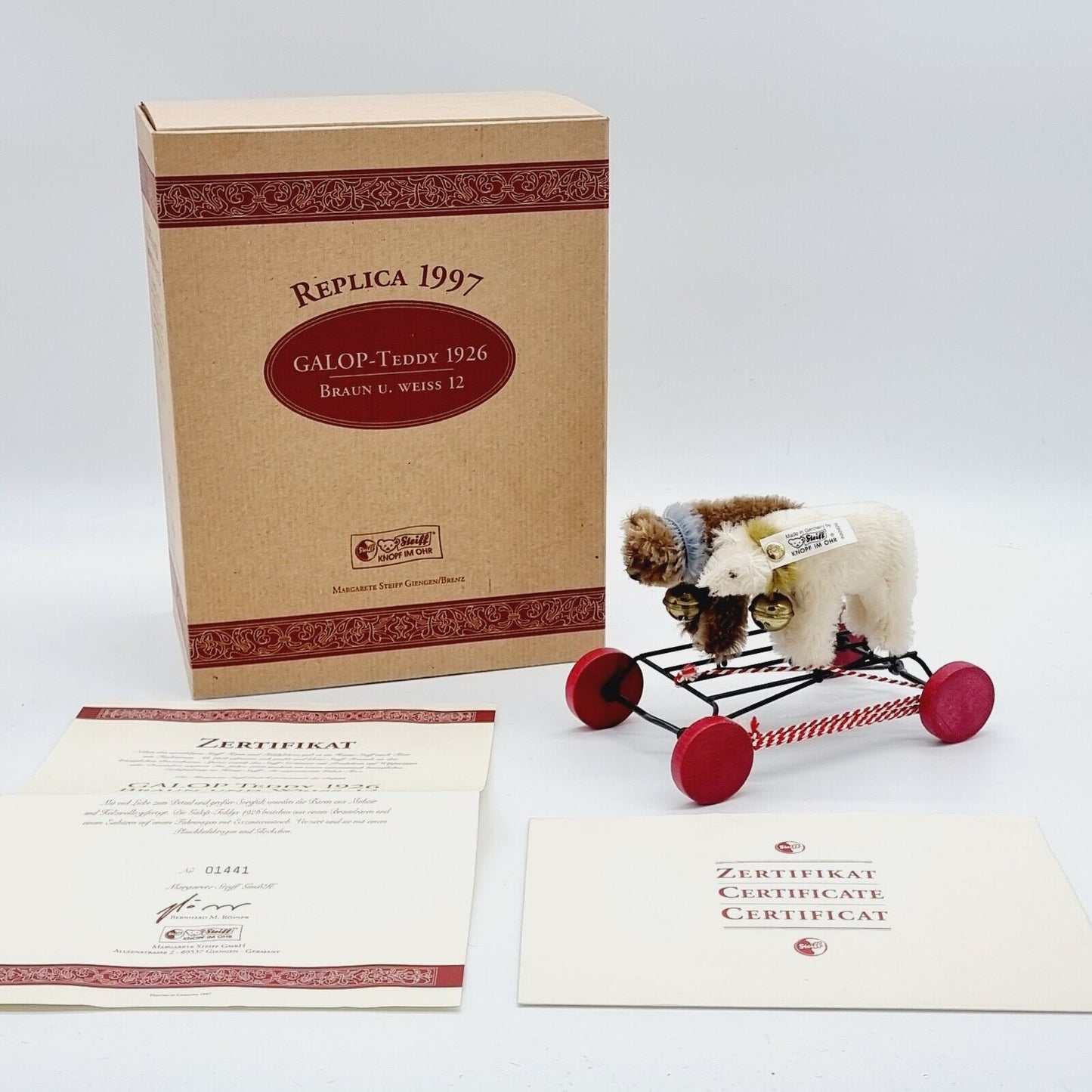 Steiff Galopp Teddy 1926 Replica - Nr. 400926 2 Teddys Zuggespann Zertifikat OVP