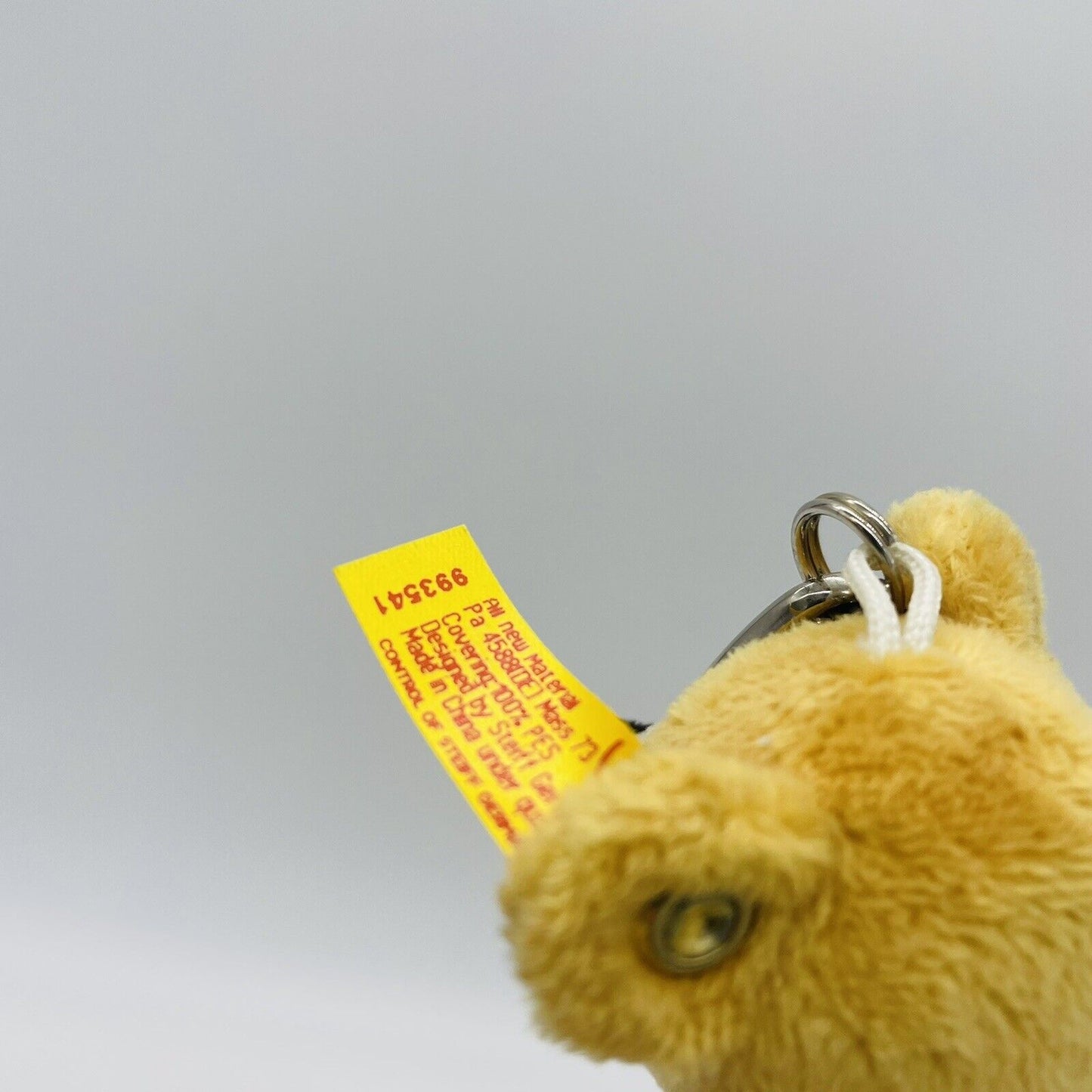 Steiff Schlüsselanhänger 993541 Peace Knopf im Ohr