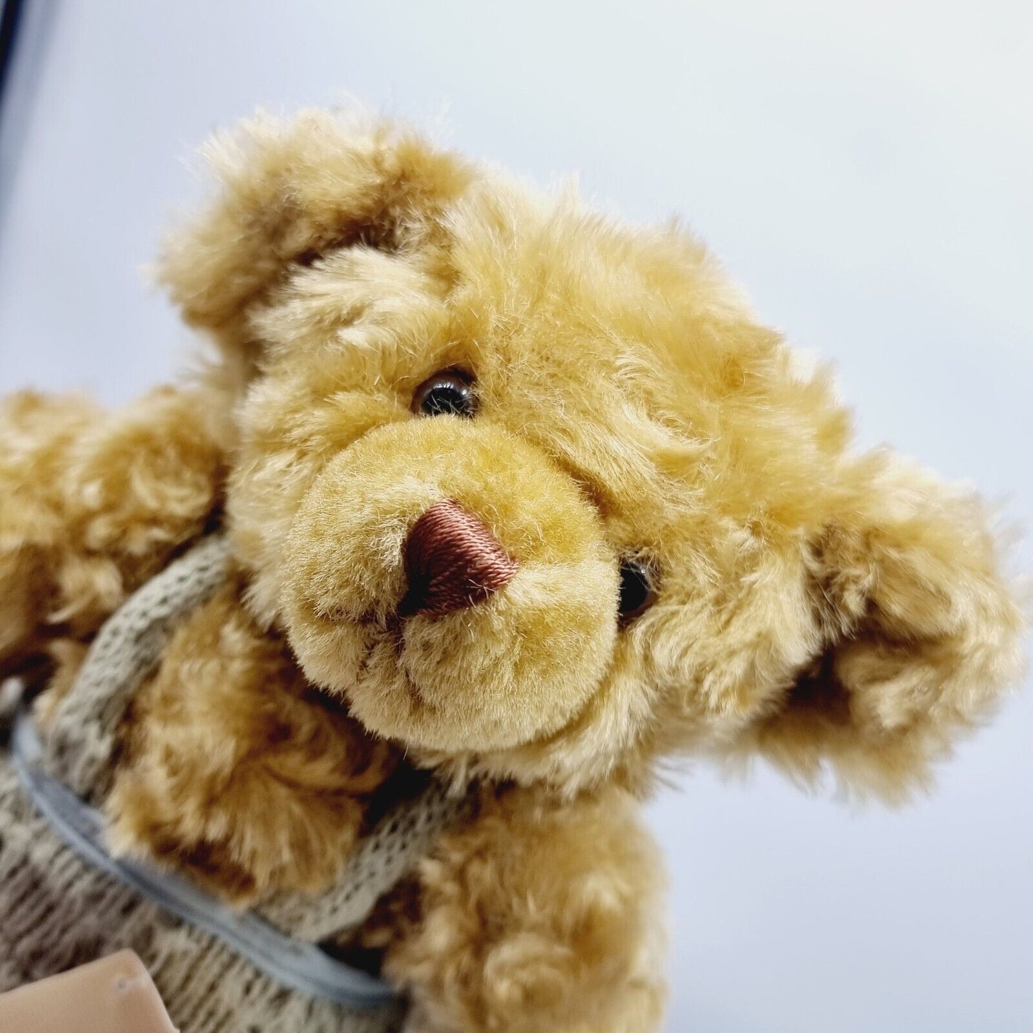 Teddy-Hermann Teddybär 32 cm mit gestrickter Hose