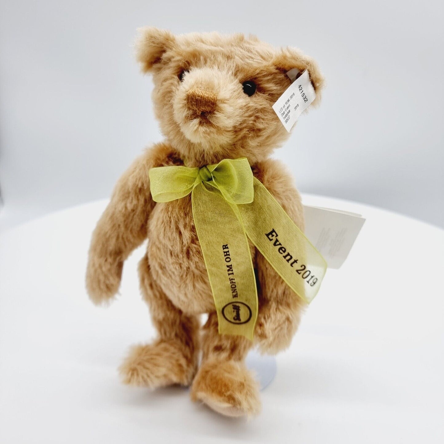 Steiff 421532 Teddybär Club-Event 2019 mit grüner Schleife und Etikett
