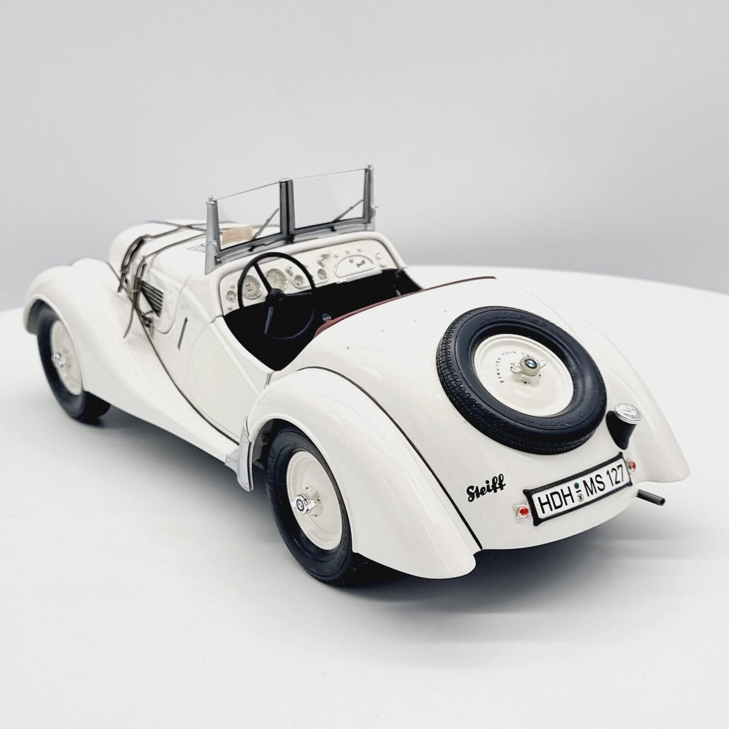 Steiff 656255 BMW Roadster Premium ClassiXXs Modellauto BMW 328 ohne Teddybär