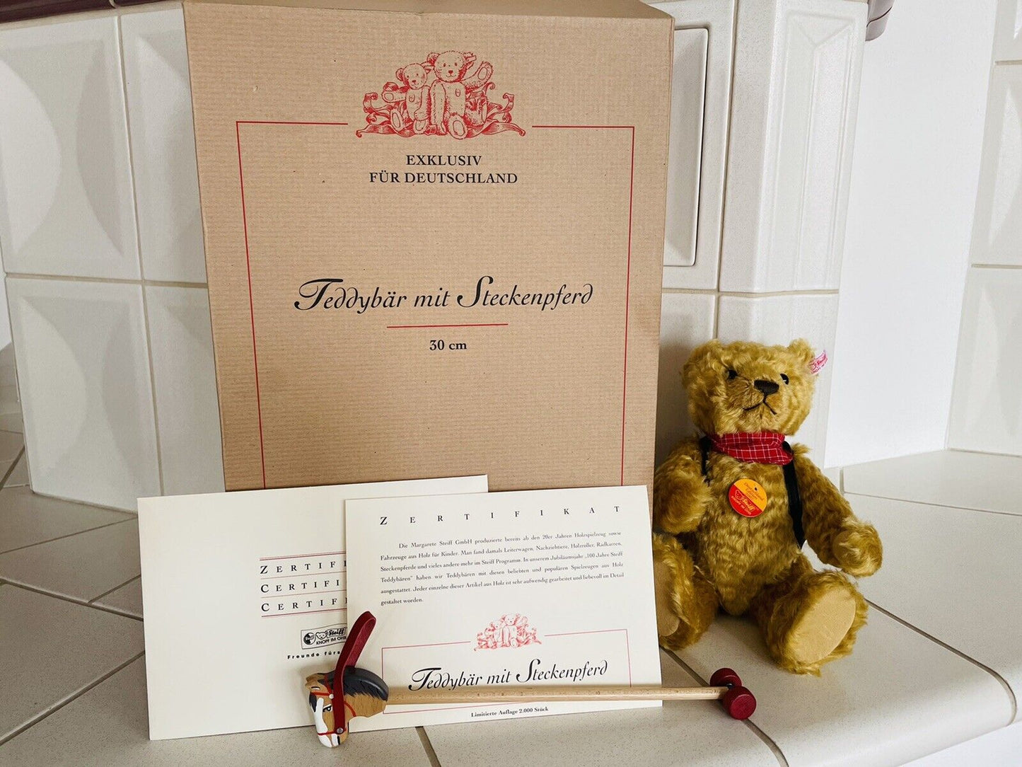 Steiff - Teddybär mit Steckenpferd 30 cm limitiert auf 2000 EAN 671159