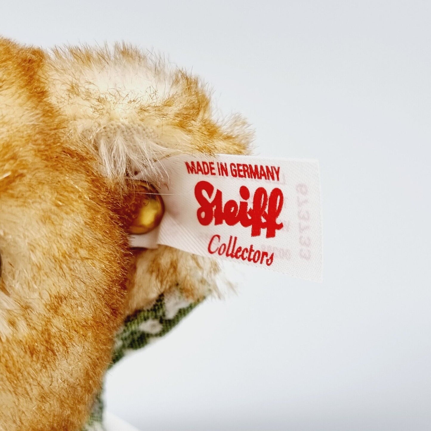 Steiff Teddybär Wiesn-Bedienung 673733 limitiert 500 aus 2015 24cm