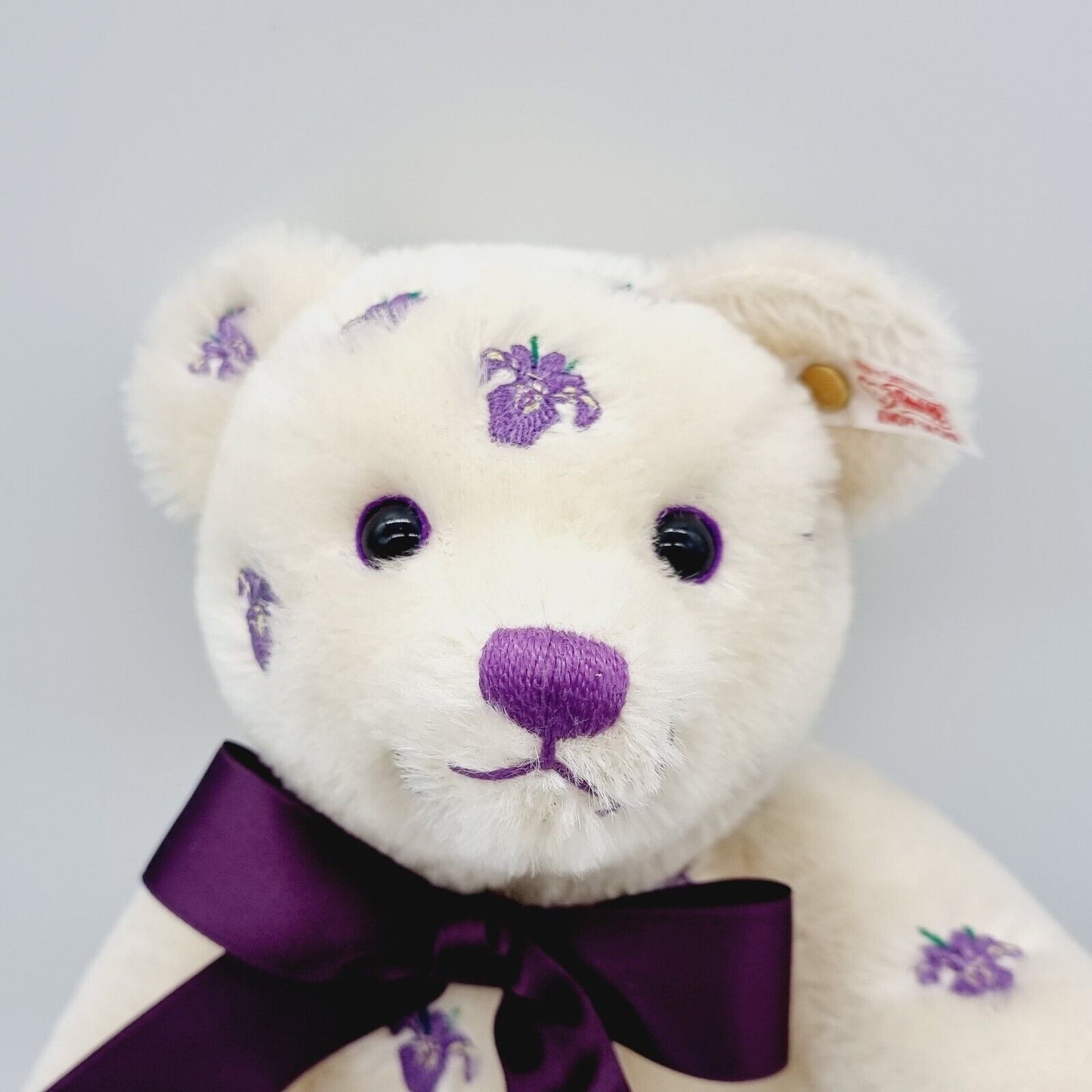 Steiff Iris Teddybär EAN 682384 Blumenbestickung 33 cm Mohair imitiert