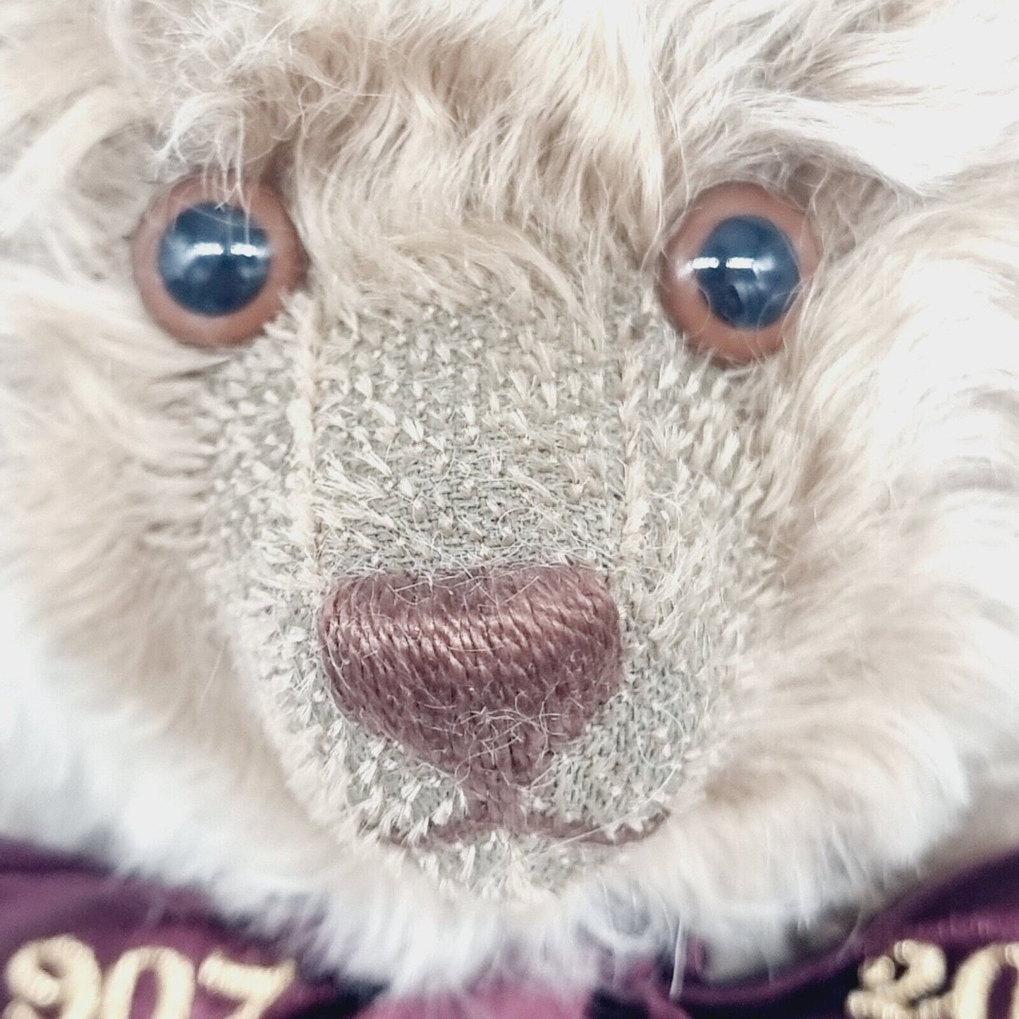 Steiff 662676 Teddybär Million Hugs 100 Jahre 1907 - 2007 limitiert mit Schleife