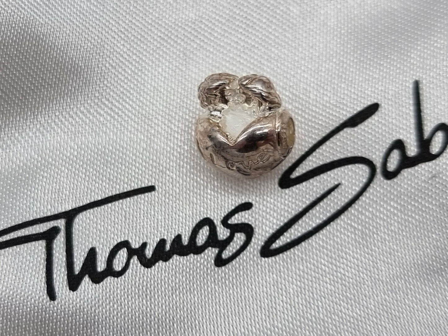 6570446