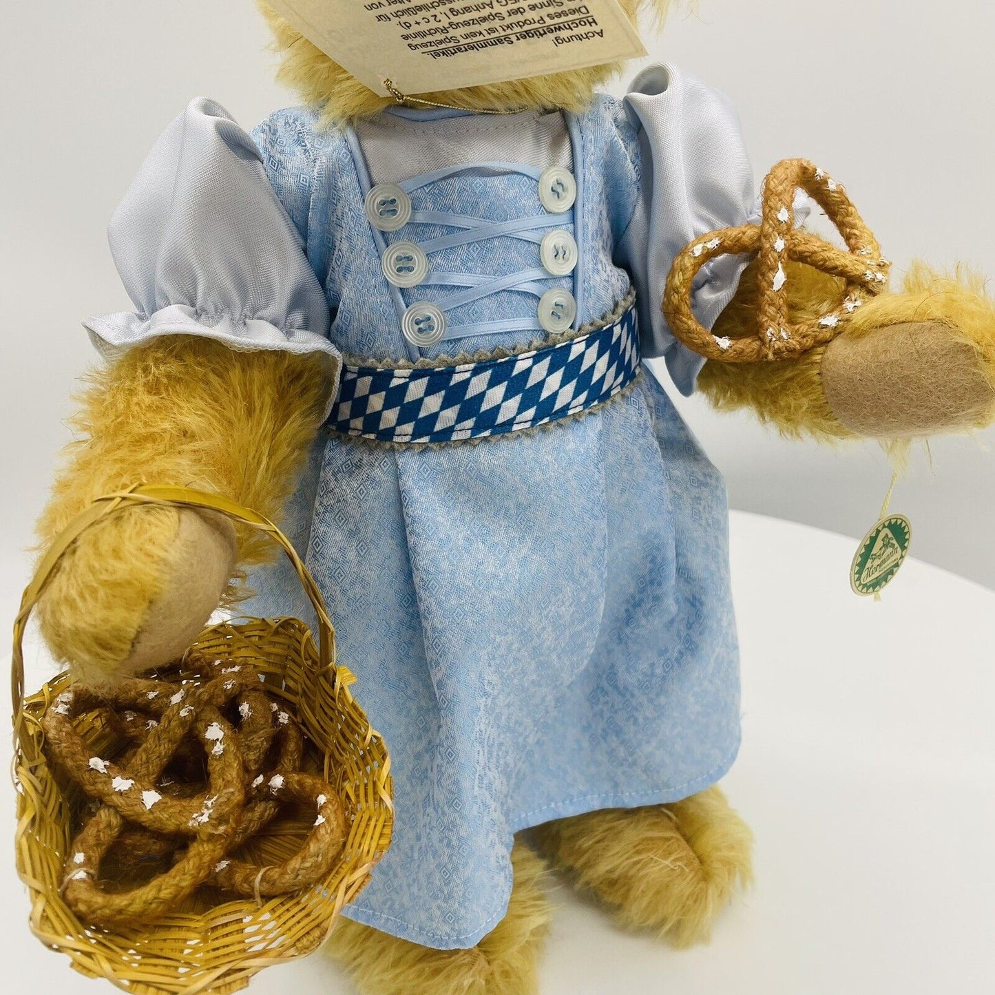 Hermann Coburg Teddybär Oktoberfest Brezel Betty limitiert 50 35cm Mohair