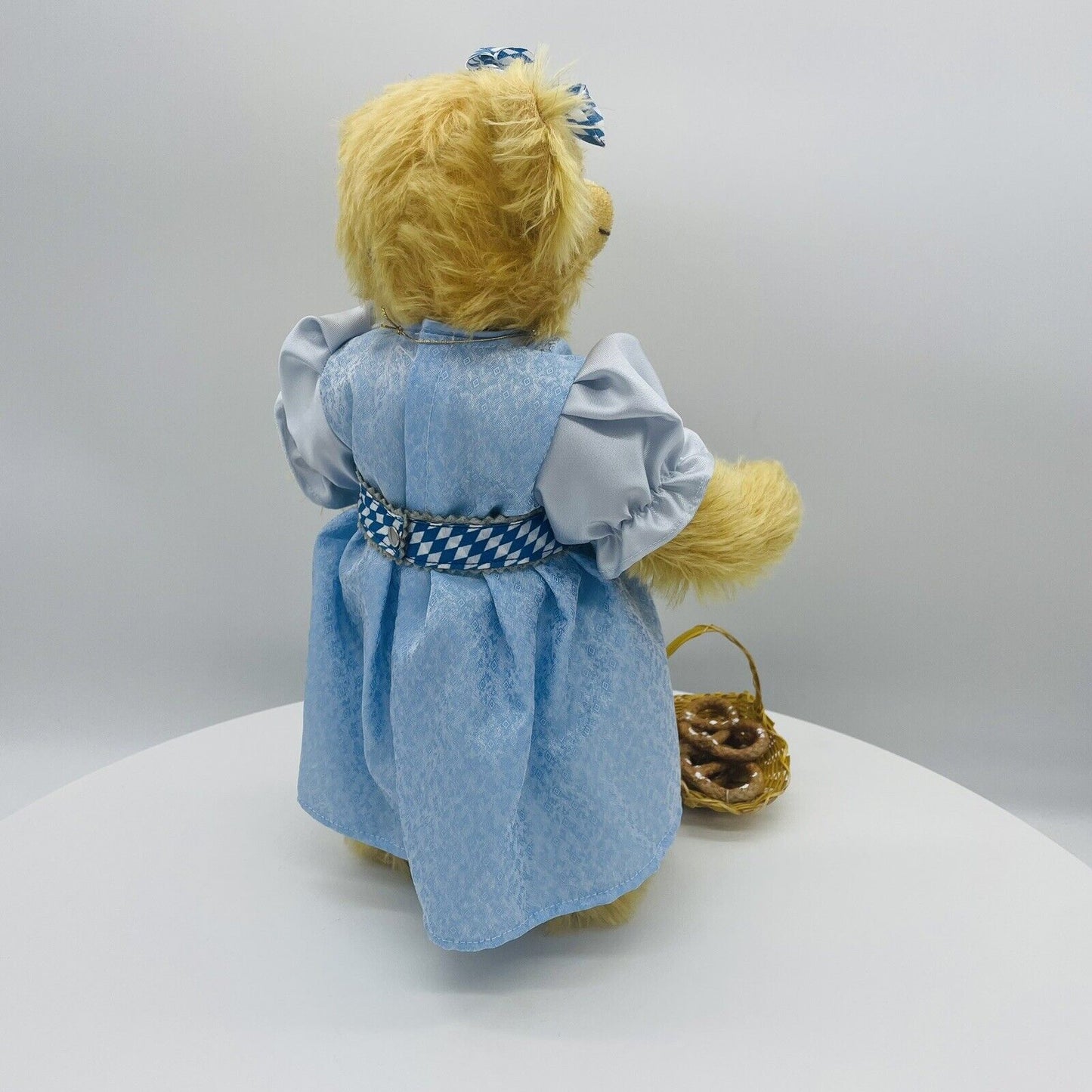 Hermann Coburg Teddybär Oktoberfest Brezel Betty limitiert 50 35cm Mohair