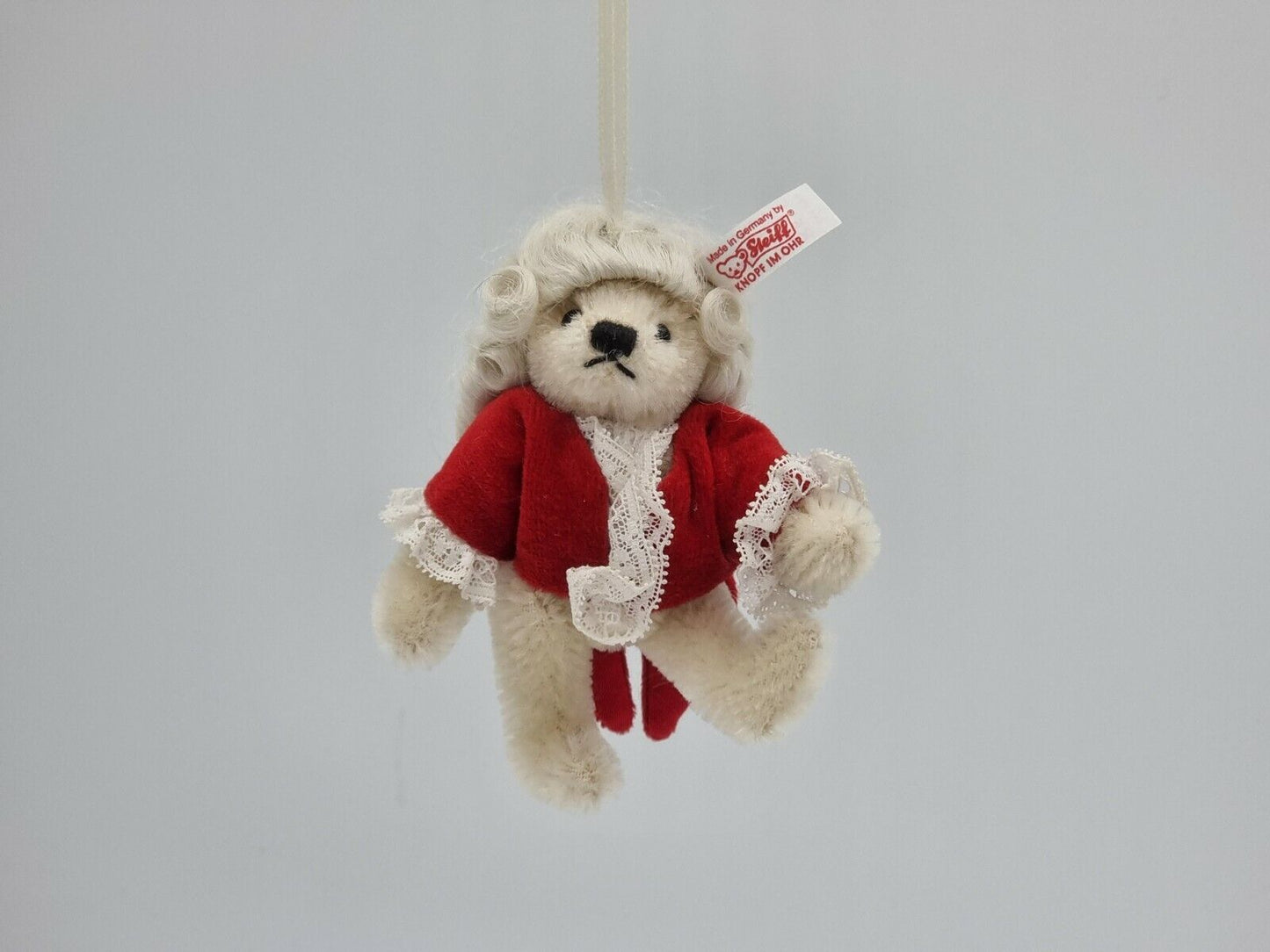 Steiff Teddybär Mozart Ornament 656392 9 cm Knopf Fahne limitiert auf 2006 Stk.