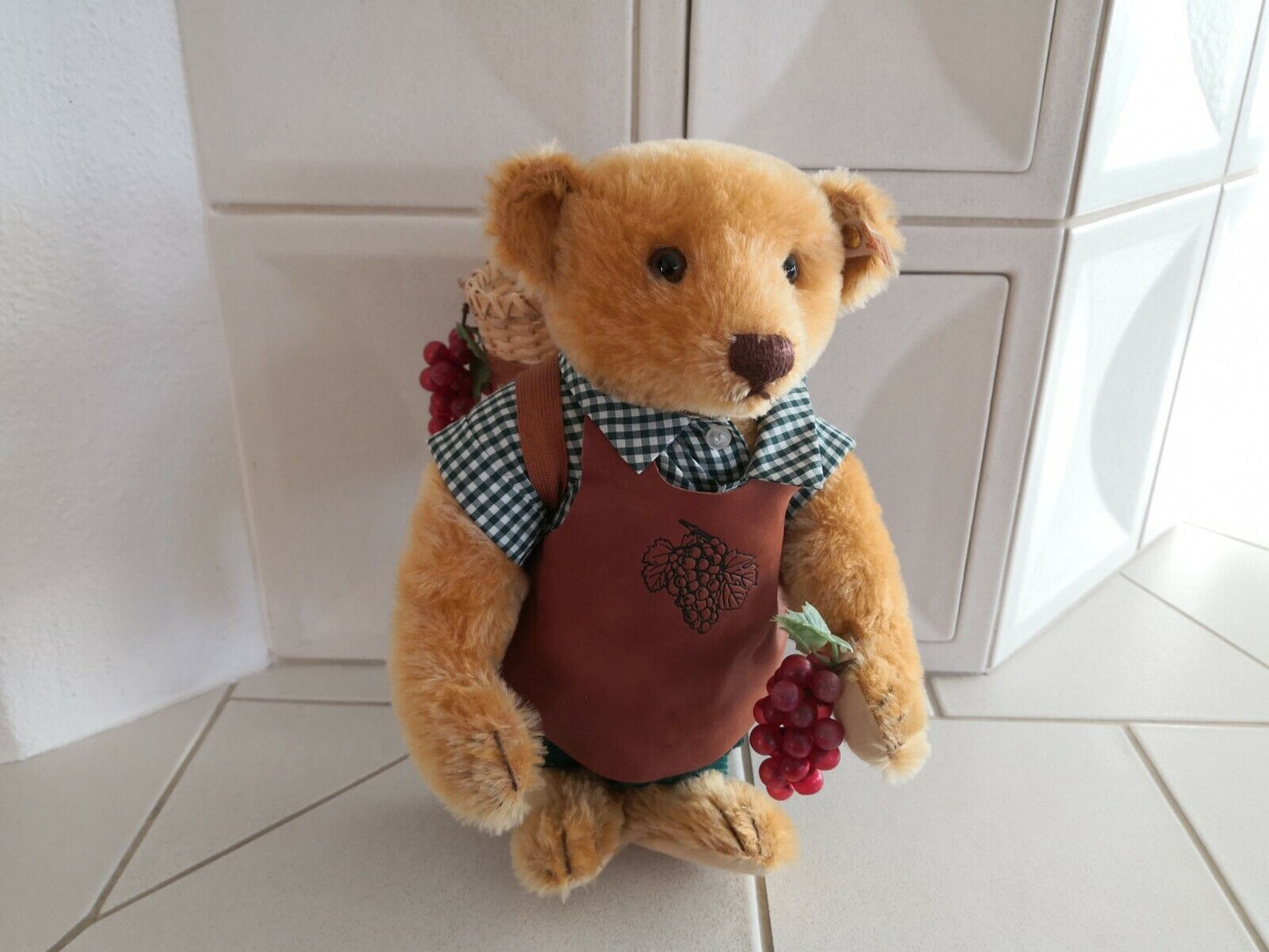 Steiff Deutschlandbär Winzer, 32 cm Jahr 1997 limitiert 670091 mit Zertifikat
