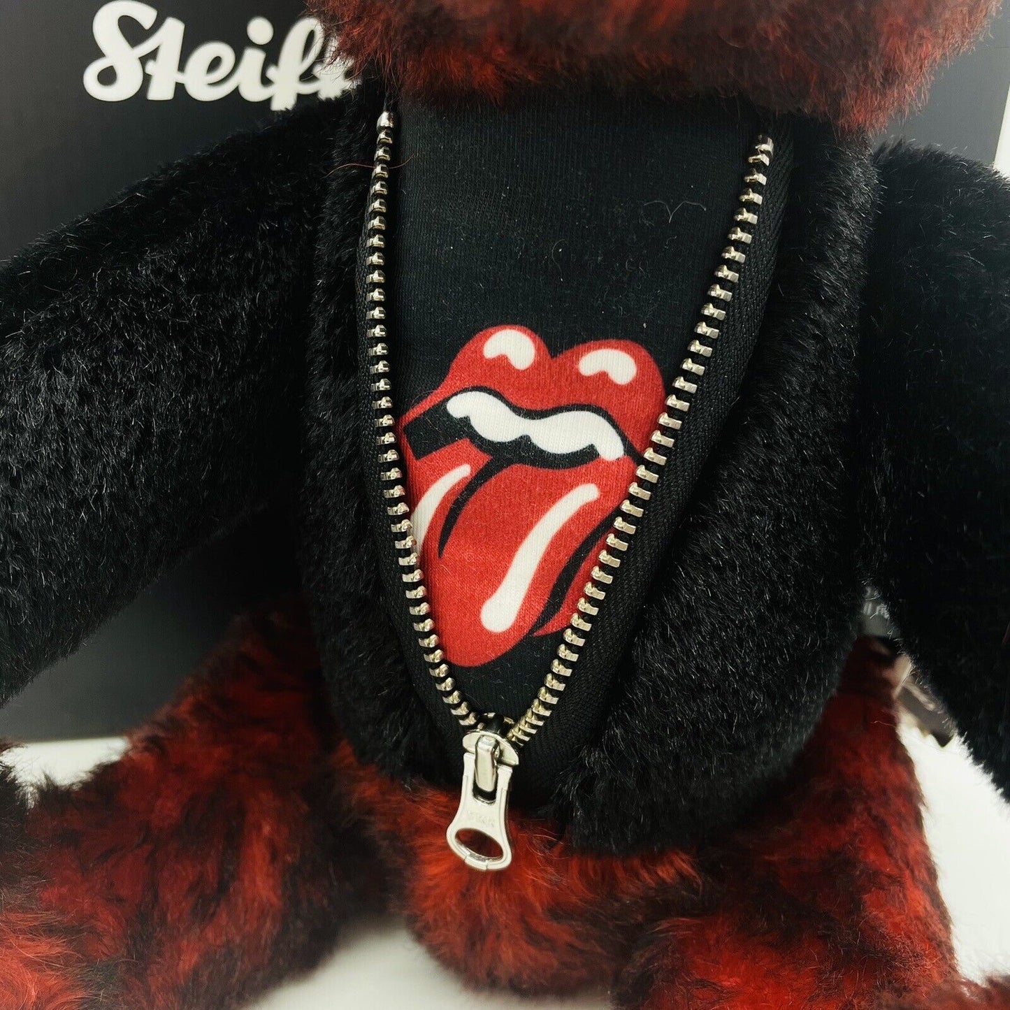 Steiff Teddybär Rocks! The Rolling Stones 355967 limitiert 3000 aus 2023 35cm