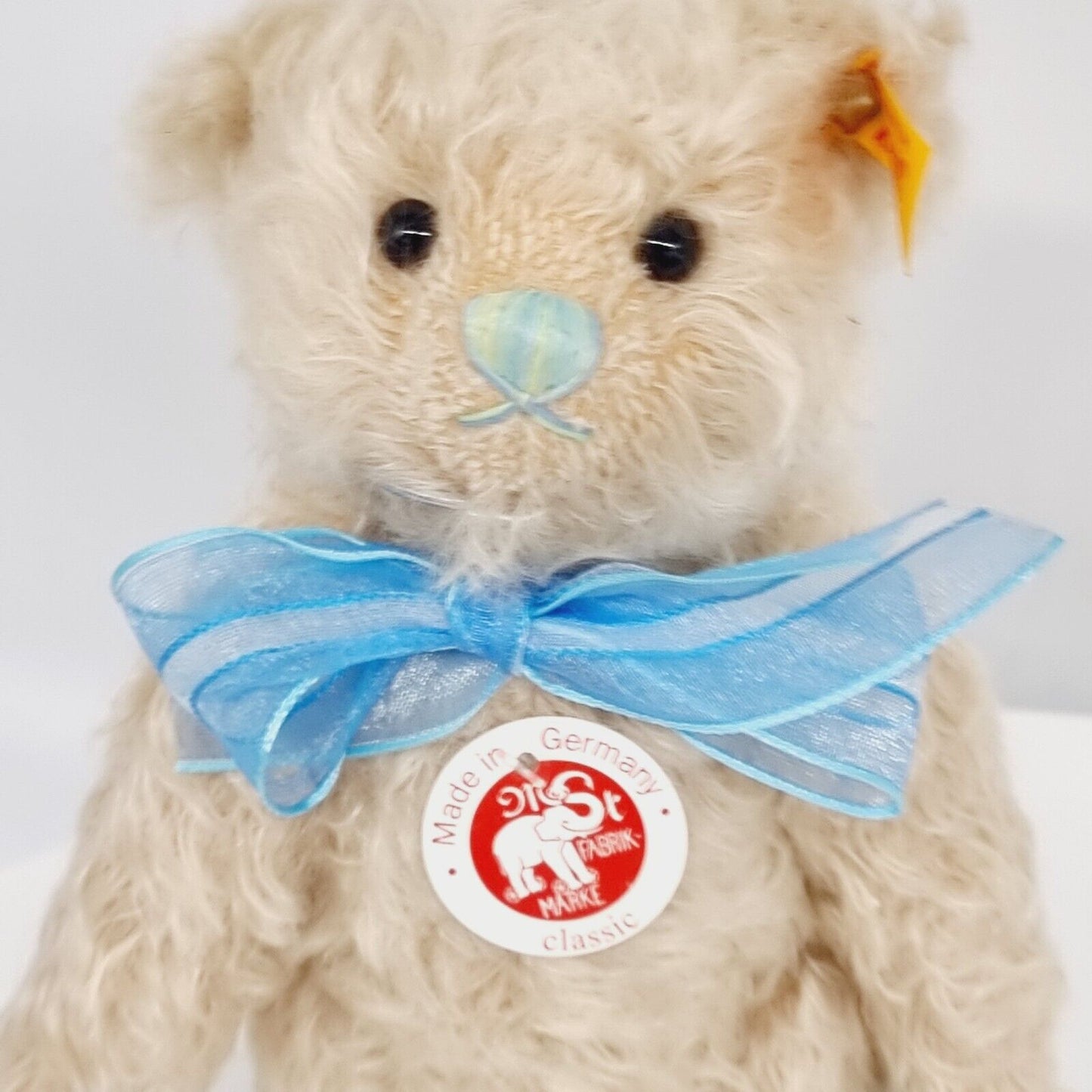 Steiff 001819 Classic Teddybär 20 cm mit blauer Schleife Etikett